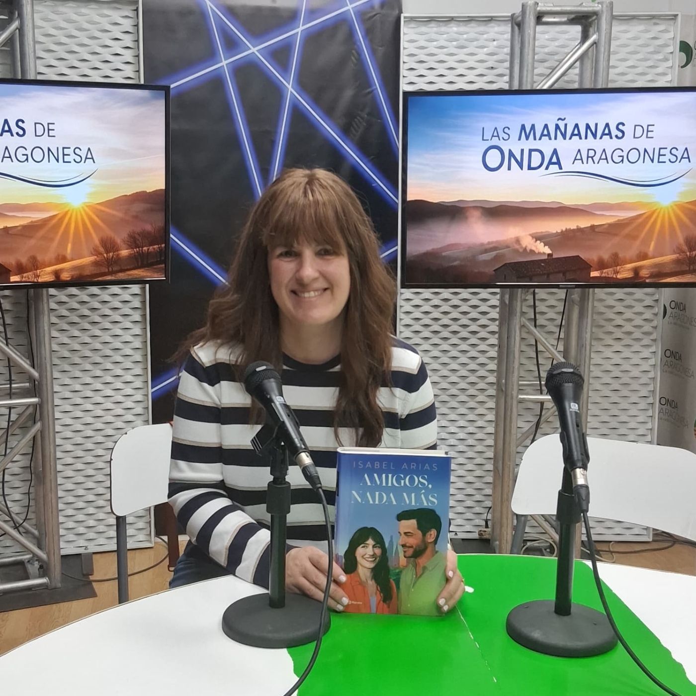 Las Mañanas de Onda Aragonesa: "Amigos nada más", de Isabel Arias episode artwork