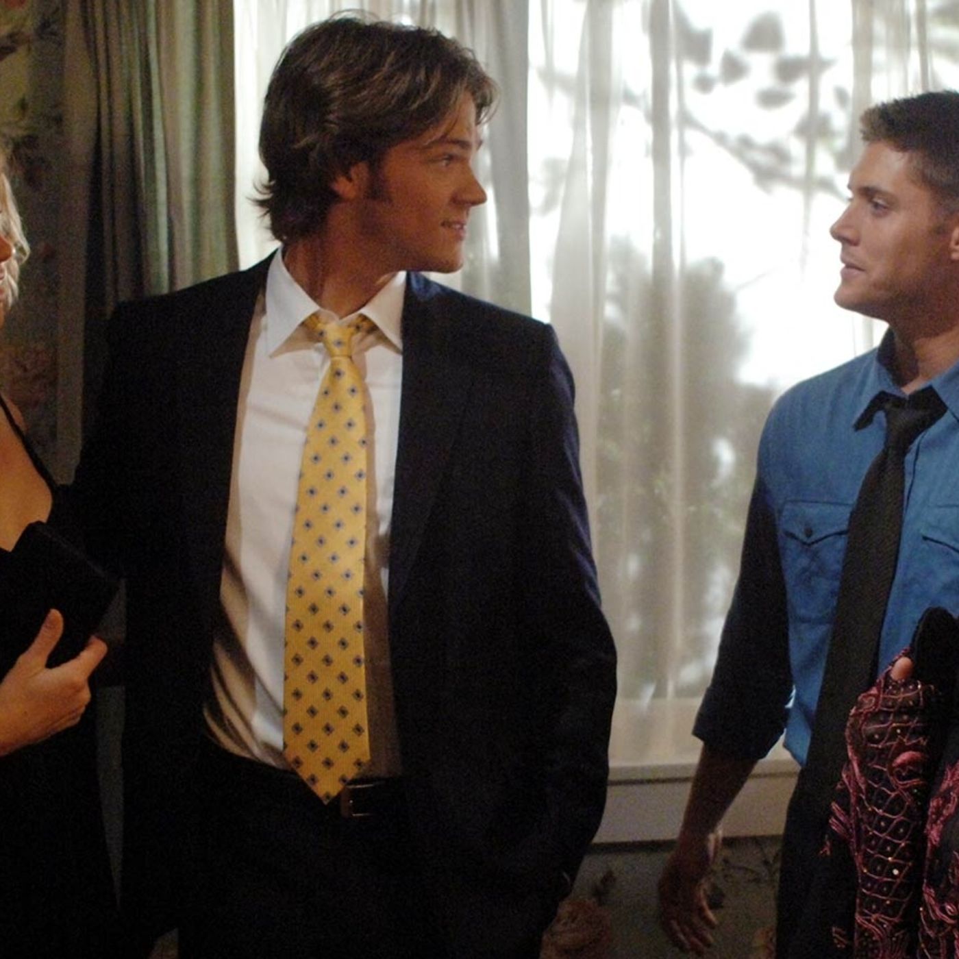 Supernatural, S02E20- What Is And What Should Never Be