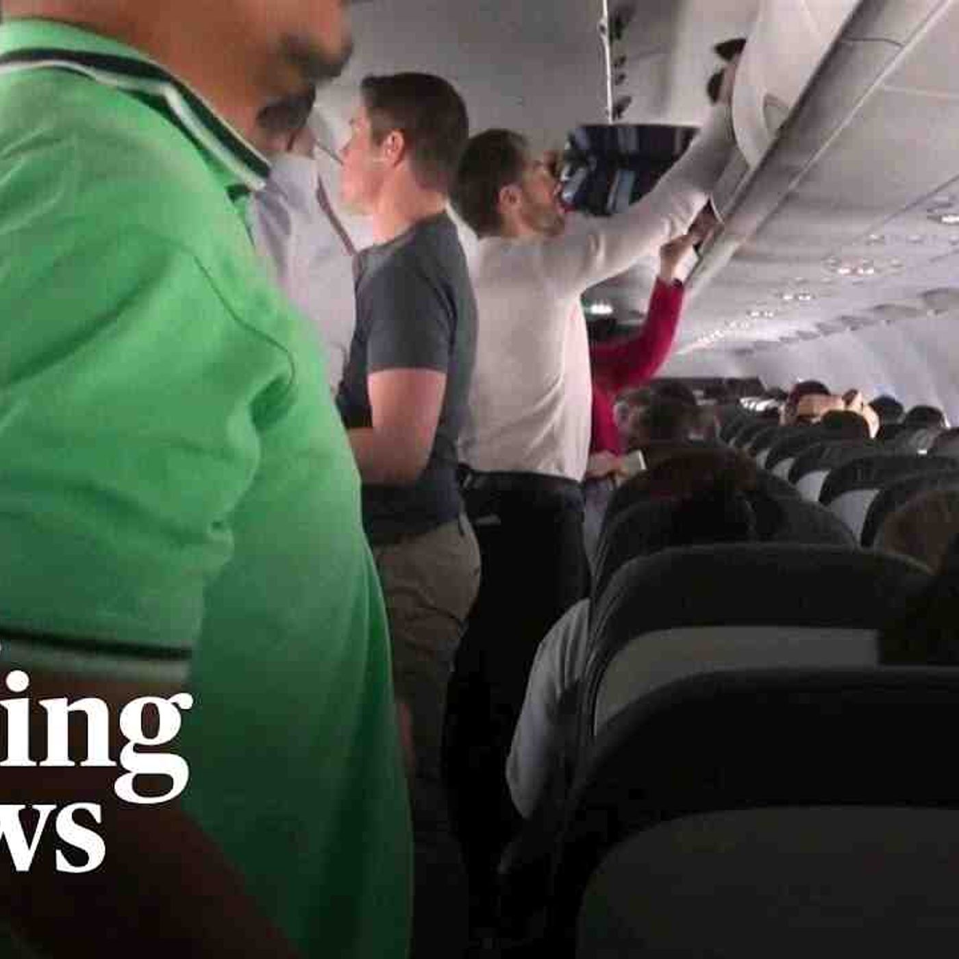 Turkey cracks down on air passengers who rush to deplane(MP3_160K) episode artwork