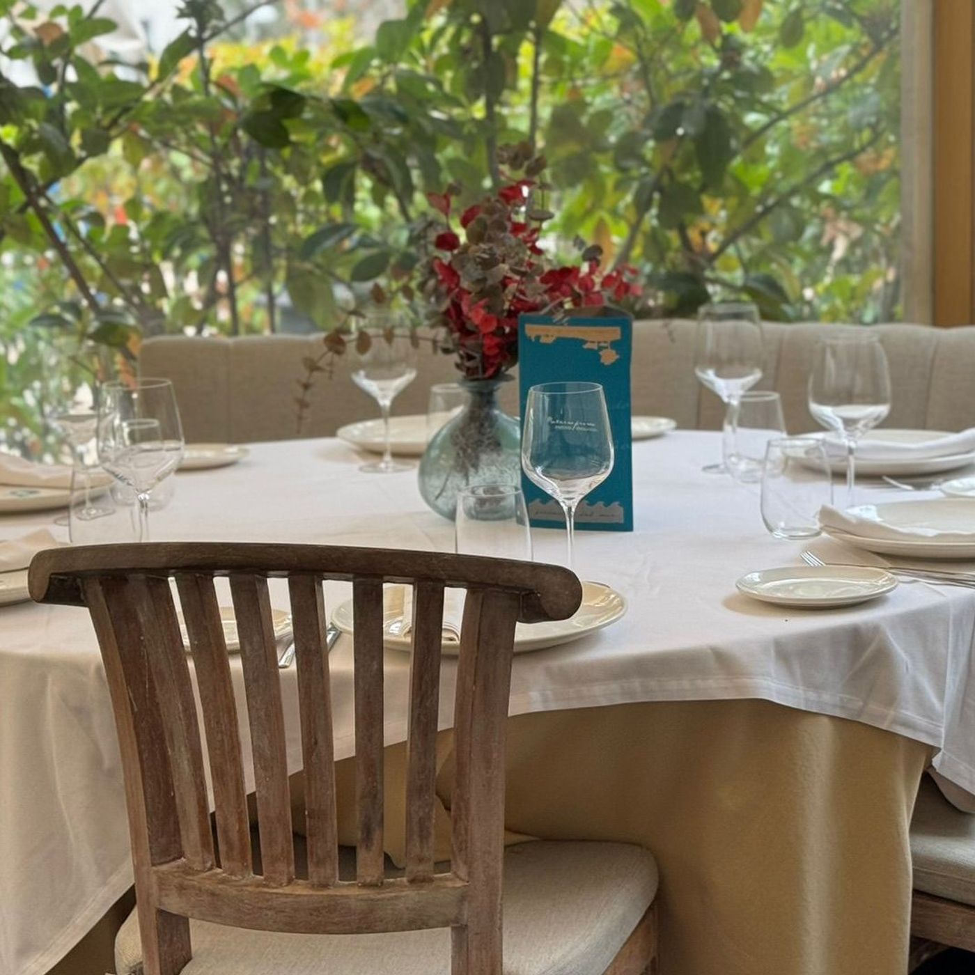 Reportaje: Así es Vrutal Club, el restaurante en el que se sirve con inclusión