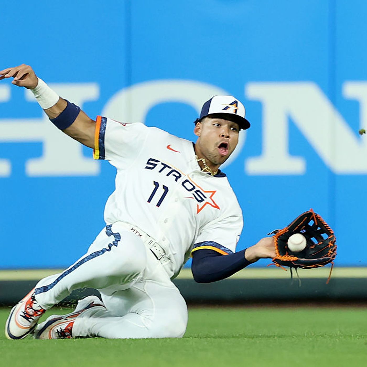 Astros Lose Game 1 vs Mariners, Can Imai Turn it Around?