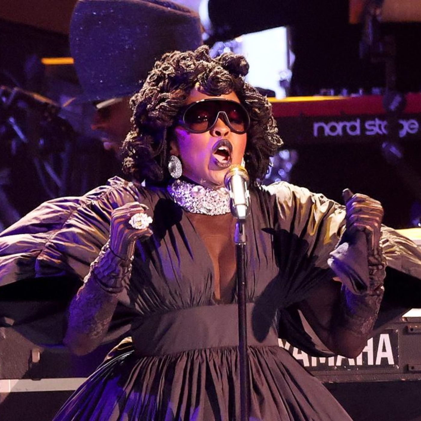 Ms. Lauryn Hill to Receive Living Legend Icon Award at 2026 BET Awards