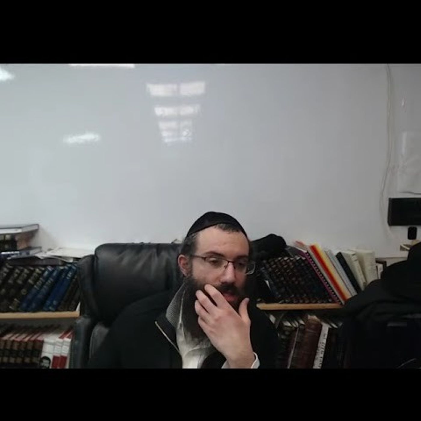 16 שער העקודים פרק ב חלק ב  | אוצרות חיים למתחילים | הרב אריאל סיבוני | שיעורים והקדמות לחוכמת הקבלה episode artwork