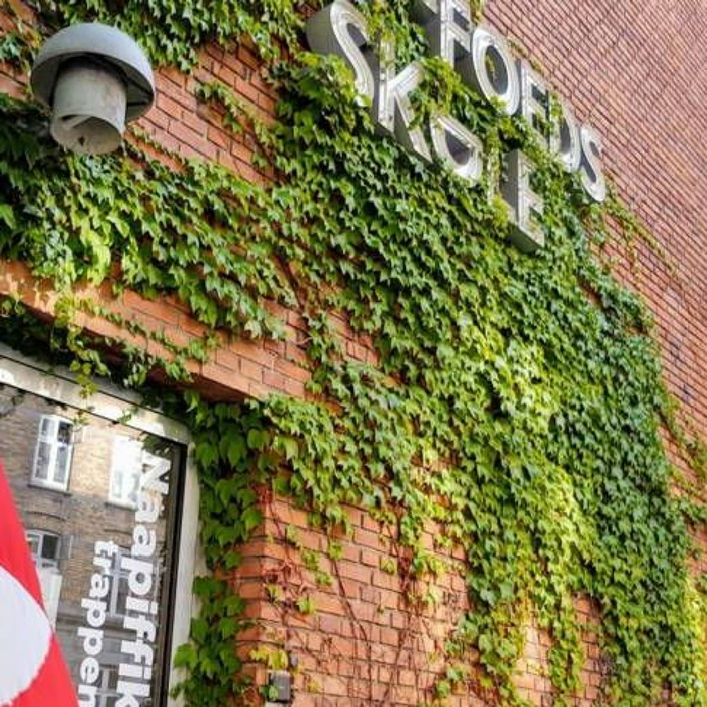 Stemmer fra Kanten: Historien om Kofoeds Skole  - 93 år i de udsattes tjeneste