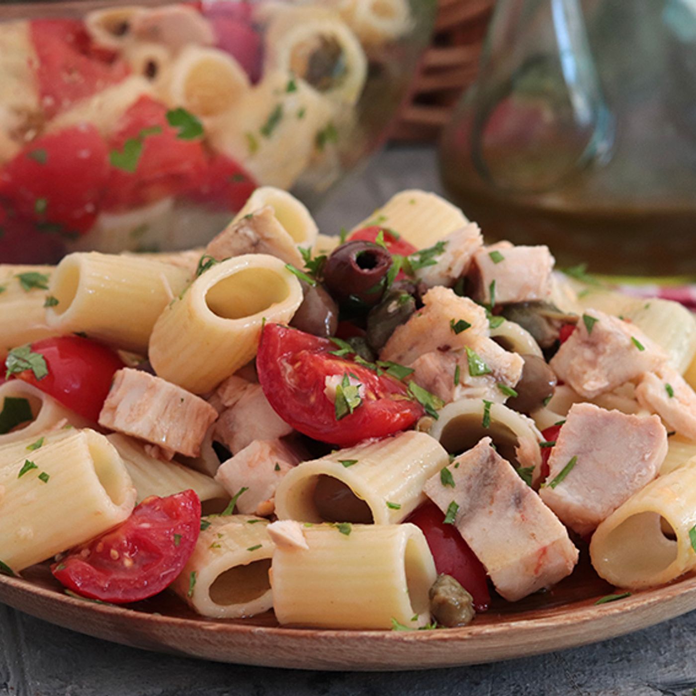 Pasta fredda con pesce spada