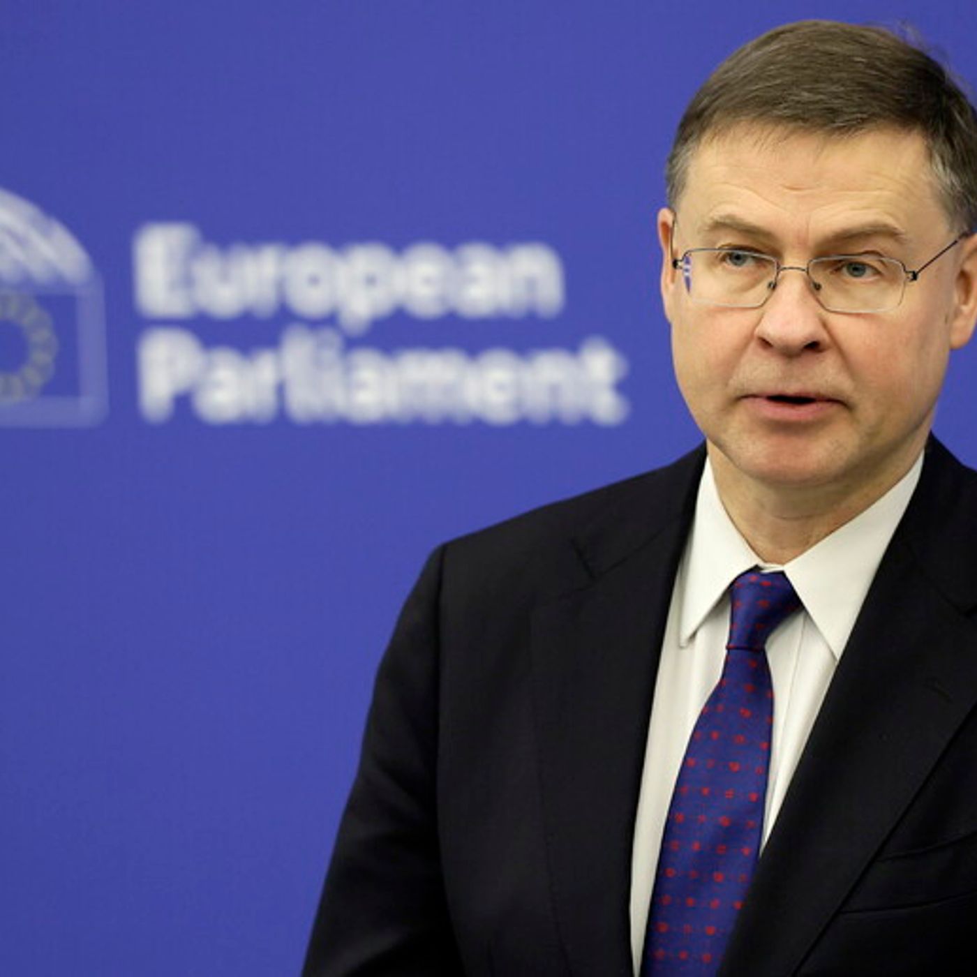 Ue, Dombrovskis: “Sì alla flessibilità per l’energia. L’Italia potrebbe utilizzarla” episode artwork