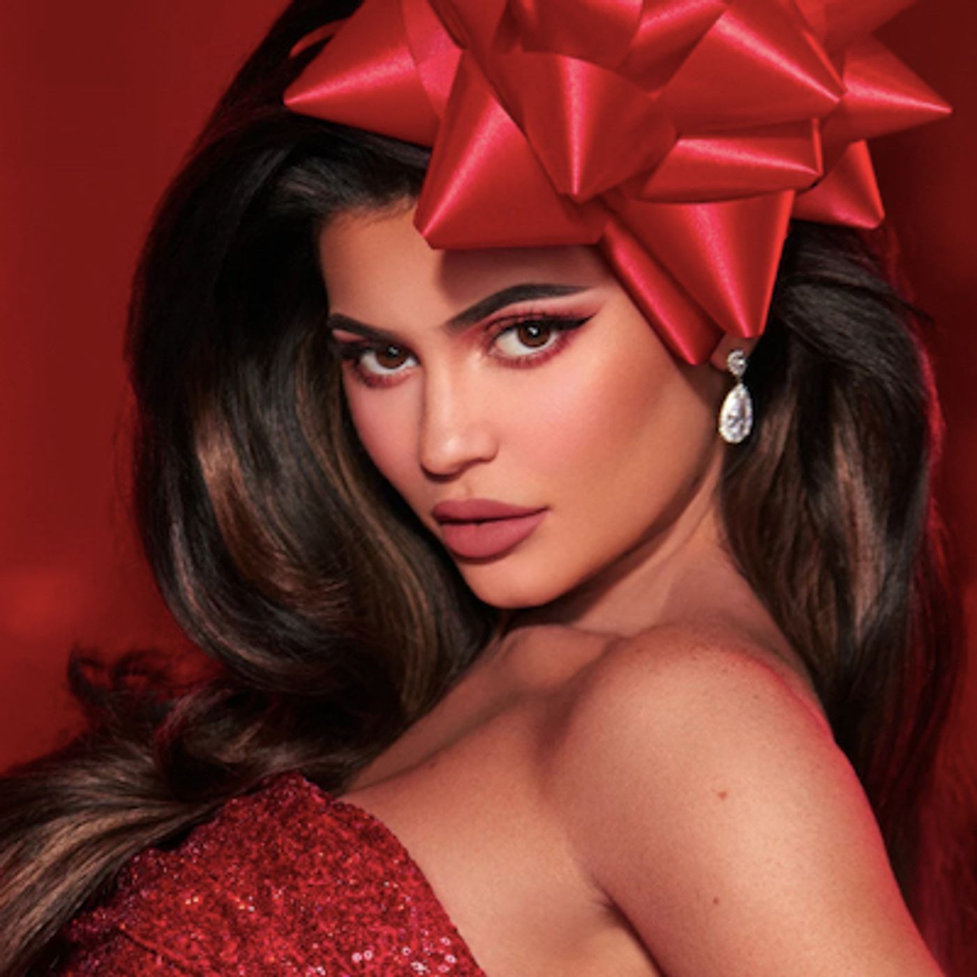 Kylie Jenner ha venduto la sua Kylie Cosmetics episode artwork
