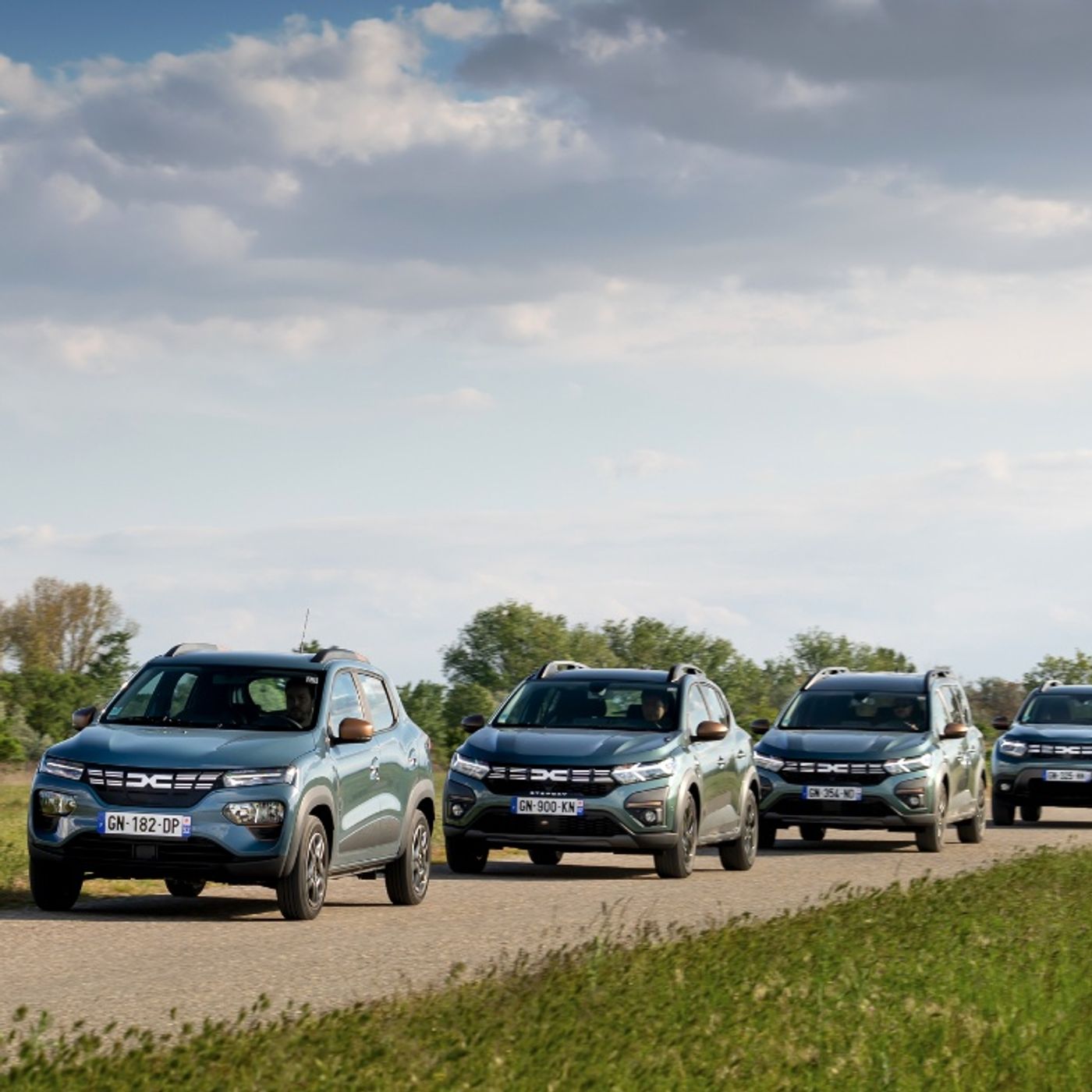 Dacia Duster Extreme - Sandero Stepway Extreme - Jogger Hybrid Extreme -  Dacia Spring Extreme 65 CV - Extreme Attack! episode artwork
