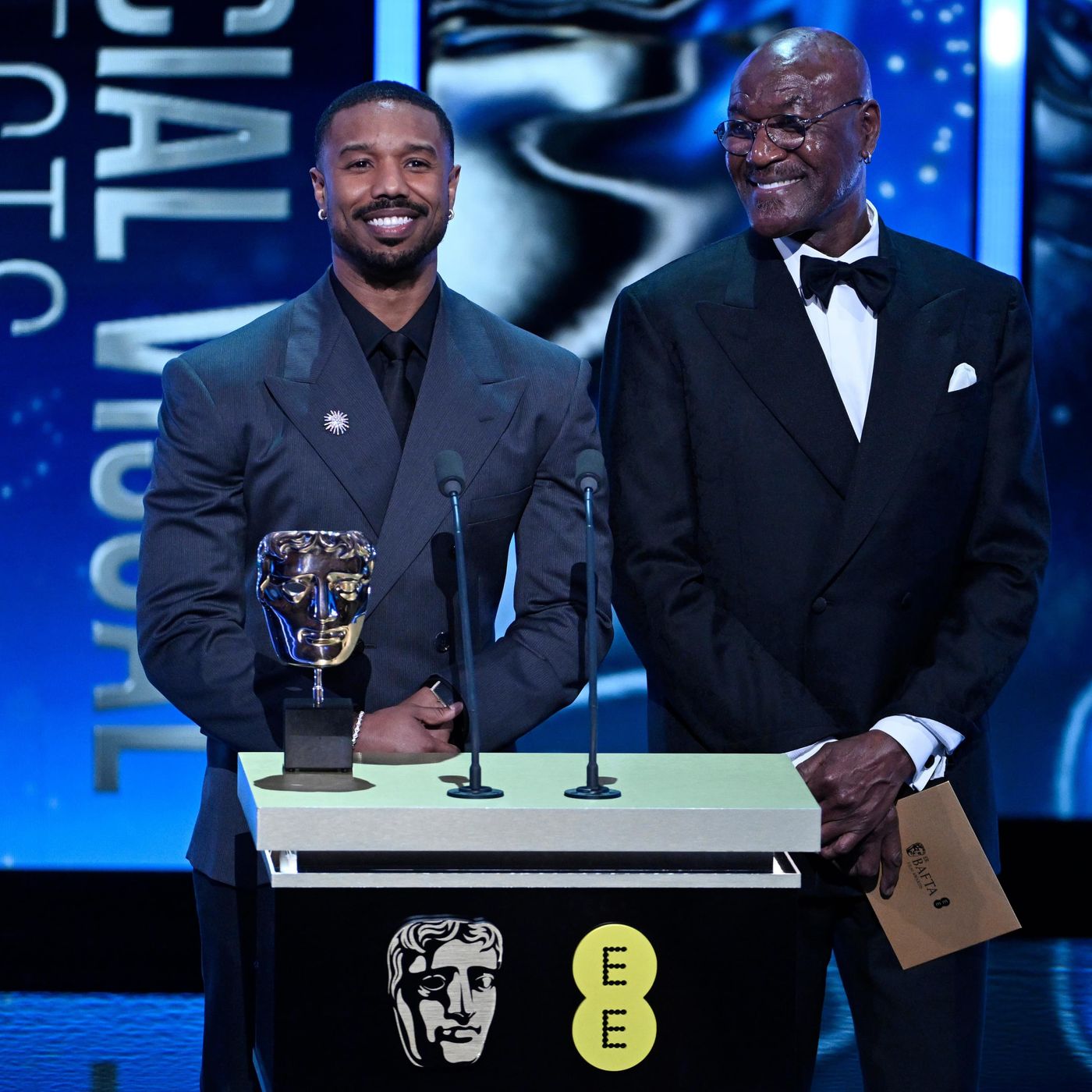 Baftas racial slur row sparks BBC backlash – The Latest episode artwork