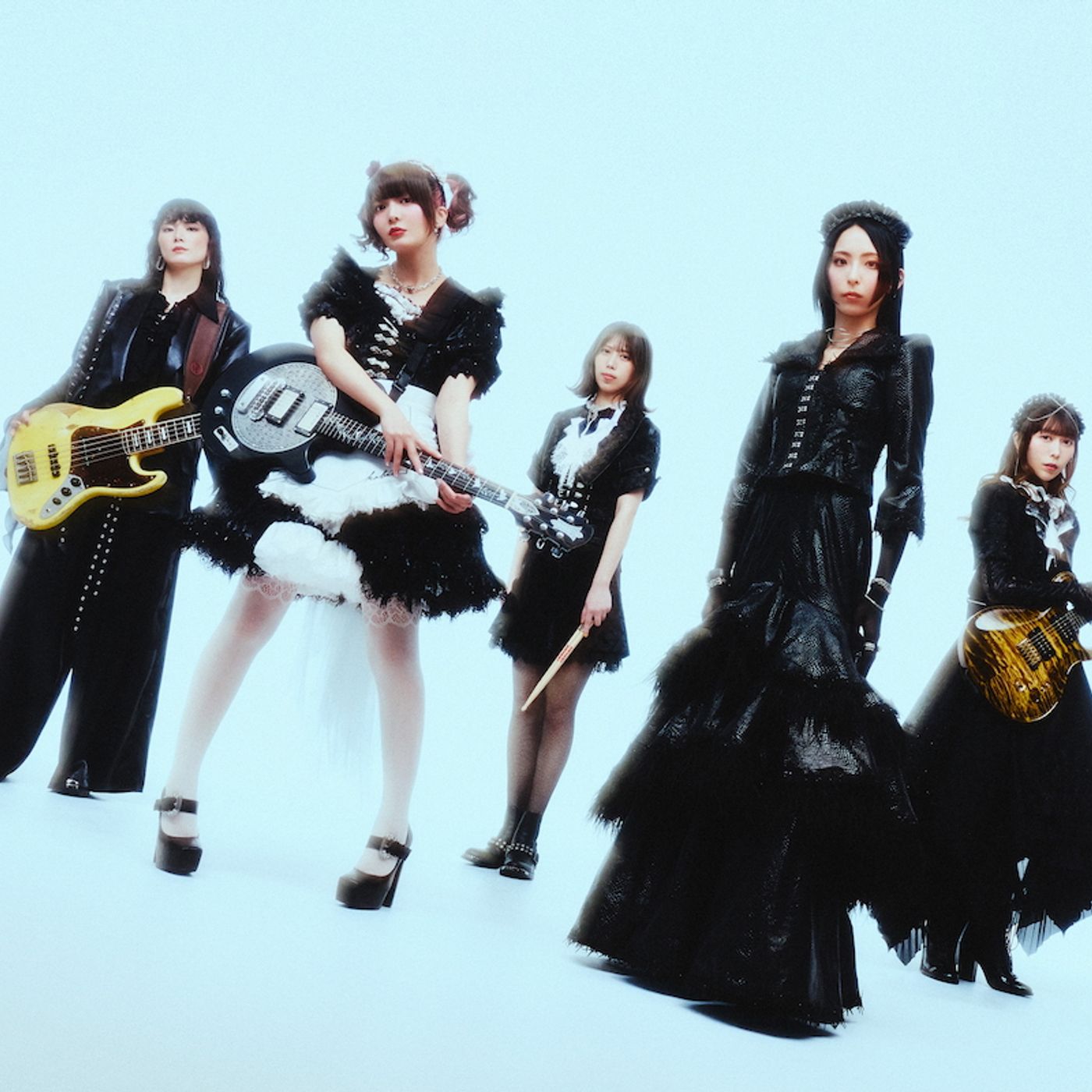 BAND-MAID、ニューシングル『ENERGETIC』リリース　収録内容やジャケ写、新アー写も公開 episode artwork