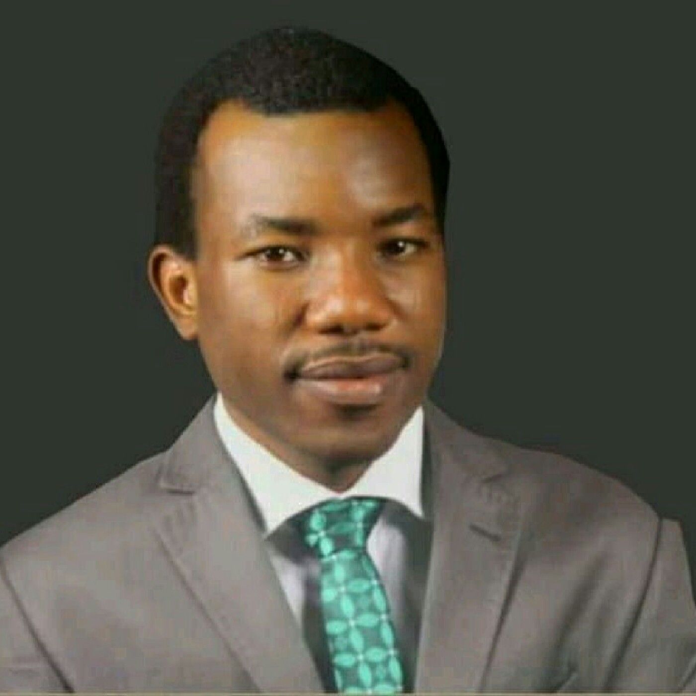 Apostle Victor Peters.