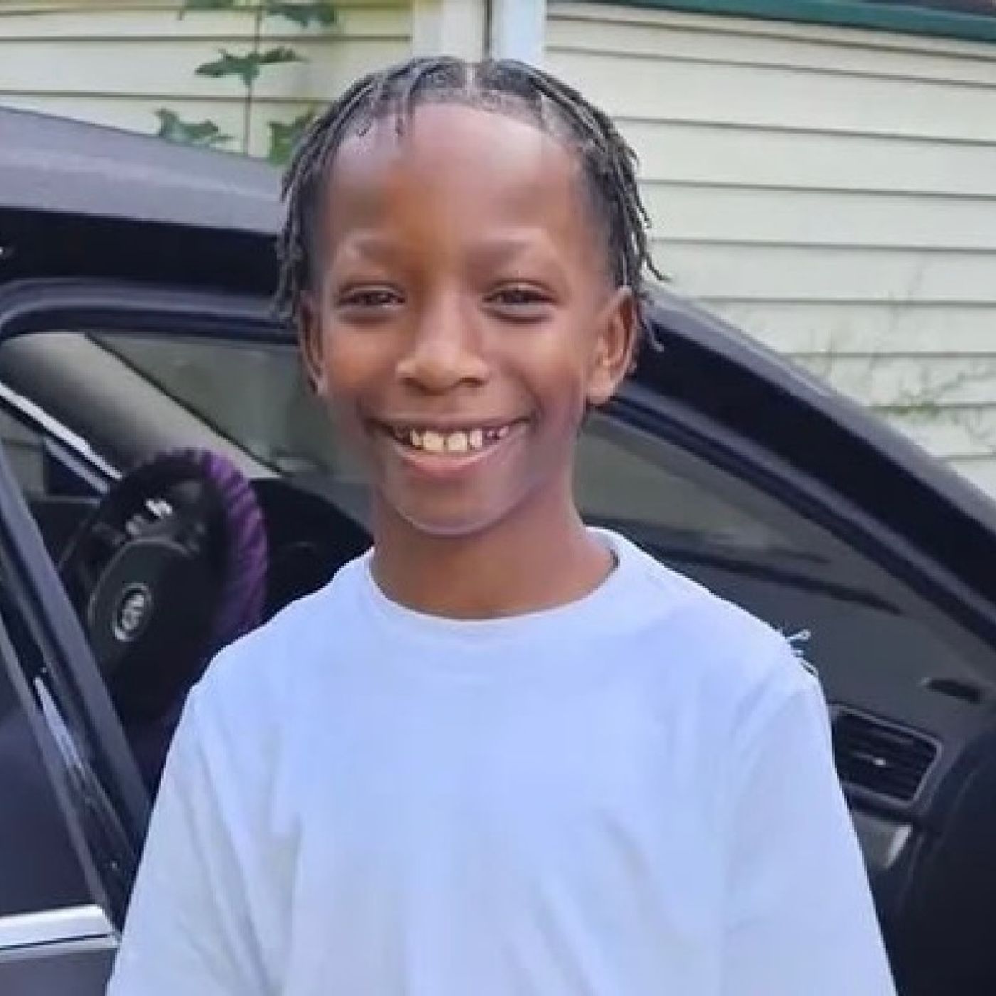 Ep. 1900: 11-Year-Old Michigan Student Prevented a Potential School Tragedy episode artwork