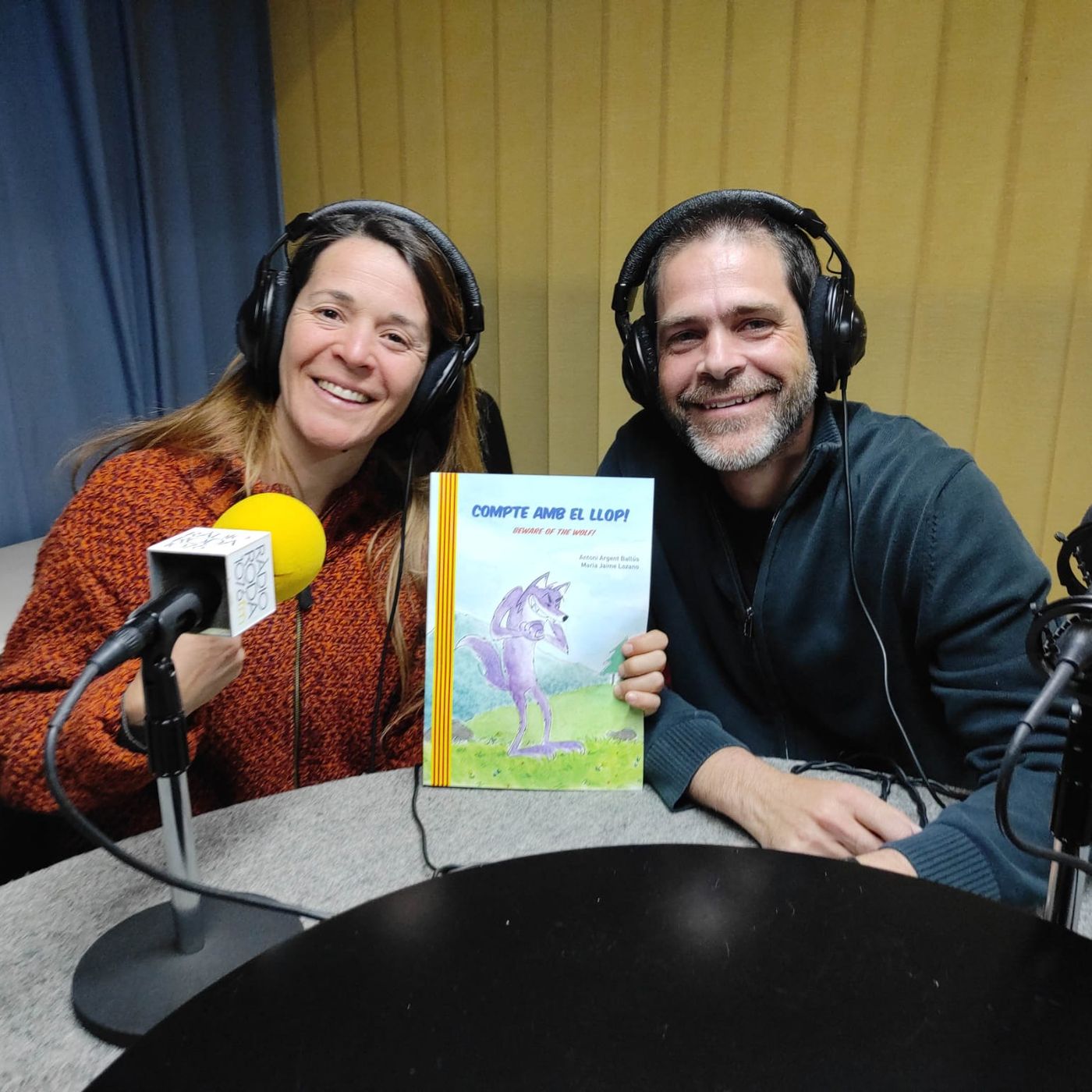 Roda de contes (103 - Especial Sant Jordi, entrevista a Toni Argent - Georgina i la Dragona) 20 04 23 episode artwork