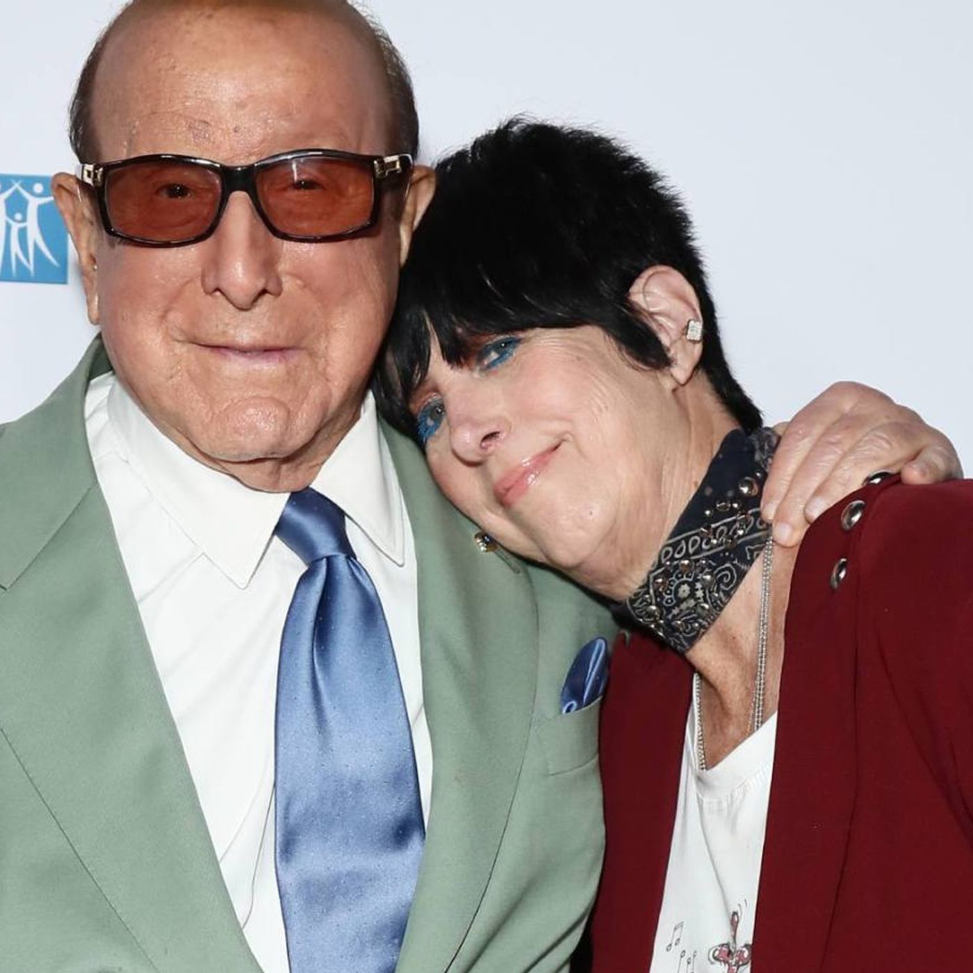 Diane Warren Pens Tribute to Clive Davis: ‘Losing You Today Feels Like Losing My Father’ episode artwork
