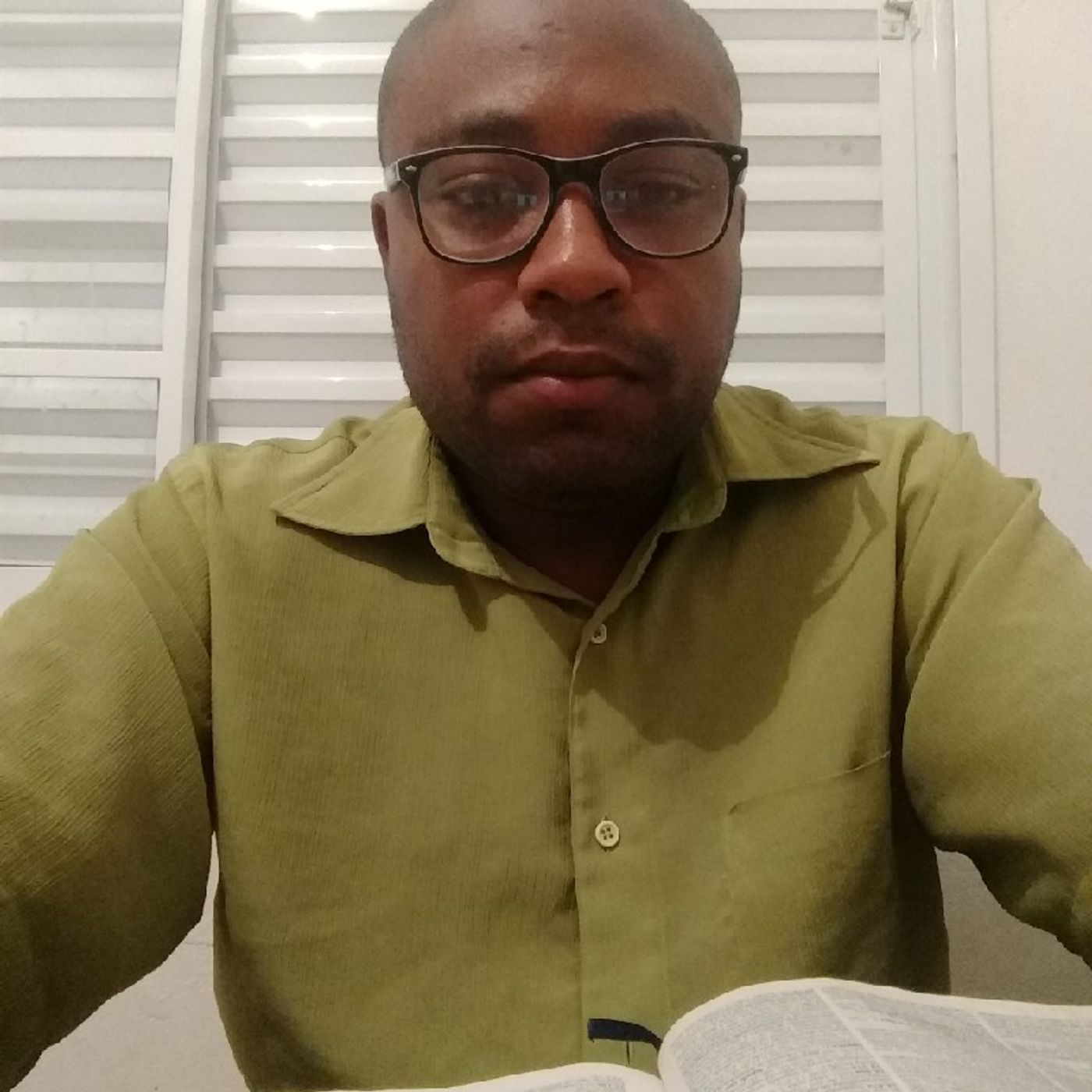 Israel Almeida\'s show