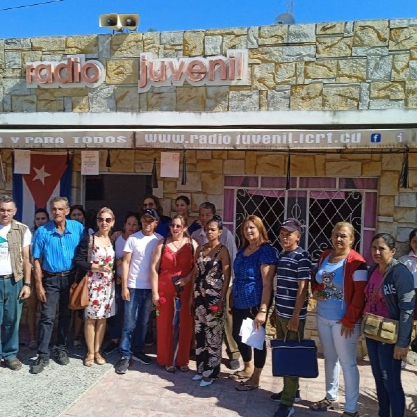 CMKD Radio Juvenil 93.7 FM
