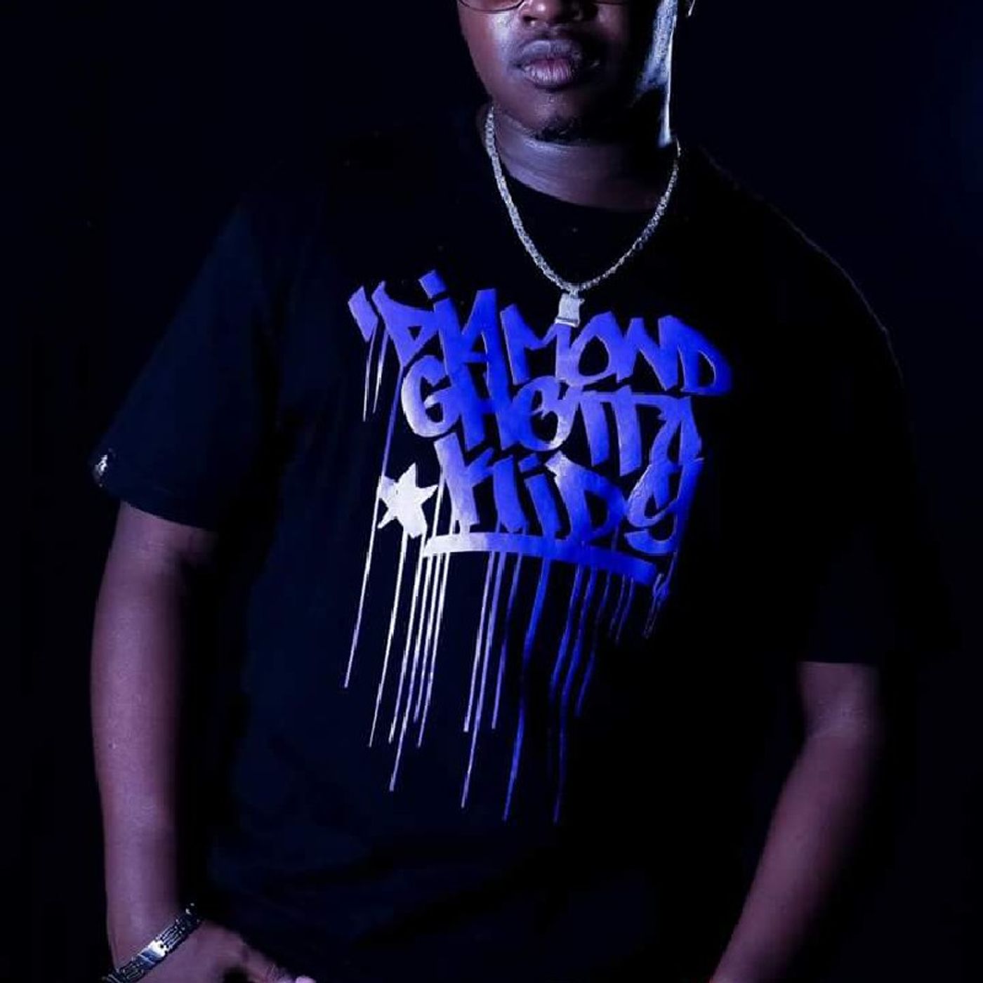PWANI USANII ONLINE RADIO\'s show