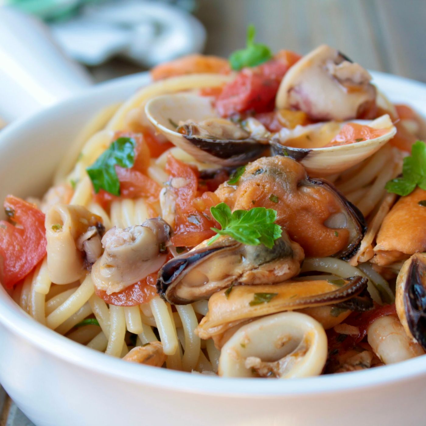 Spaghetti con pesce surgelato: ricetta facile e saporita episode artwork