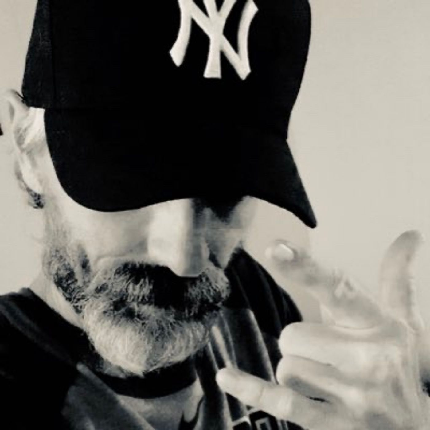 Thirsty Thursday Episode 33 - Staying Super With SimplySuperDave episode artwork