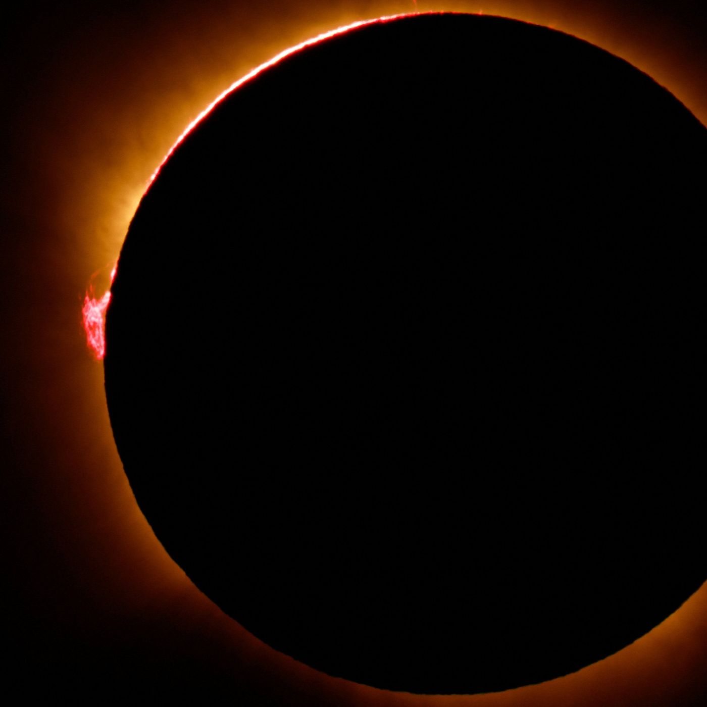 Tertulia: Tras el eclipse, Ceuta e incendios