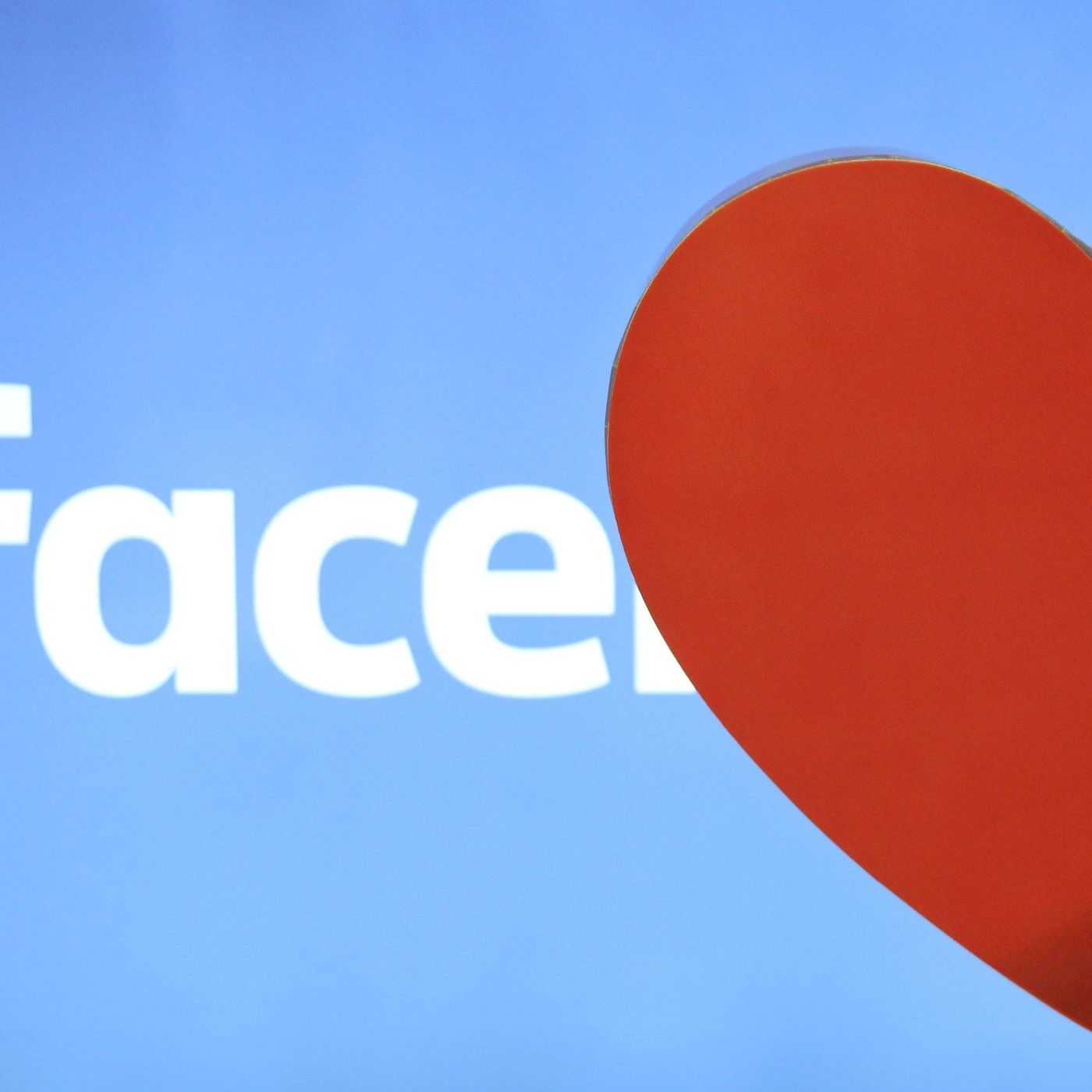 De citas en Facebook y planes ilimitados | Todo lo que tecno
