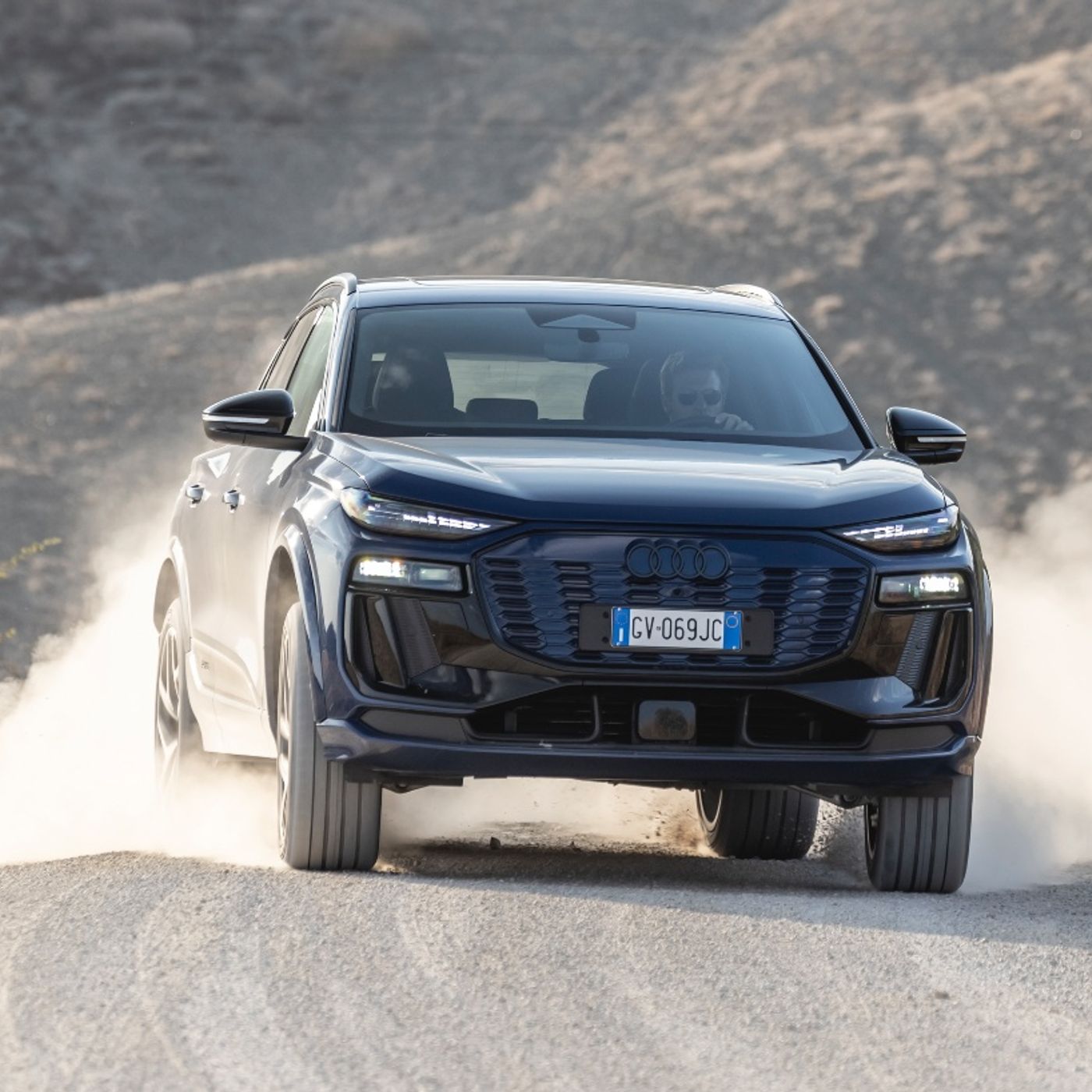 Audi Q6 e SQ6 e-tron - Punto d'arrivo nella tecnologia elettrica episode artwork