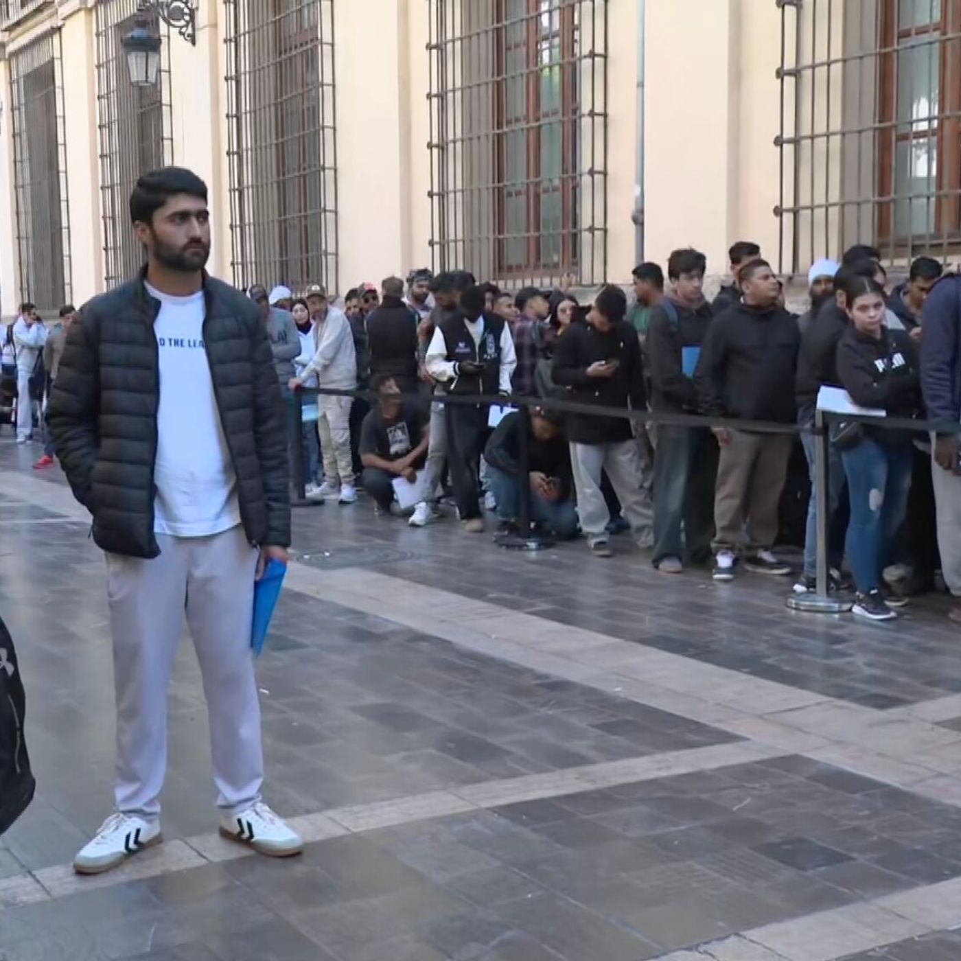 Economía Para Todos: La regularización de inmigrantes y la fragilidad de la economía española