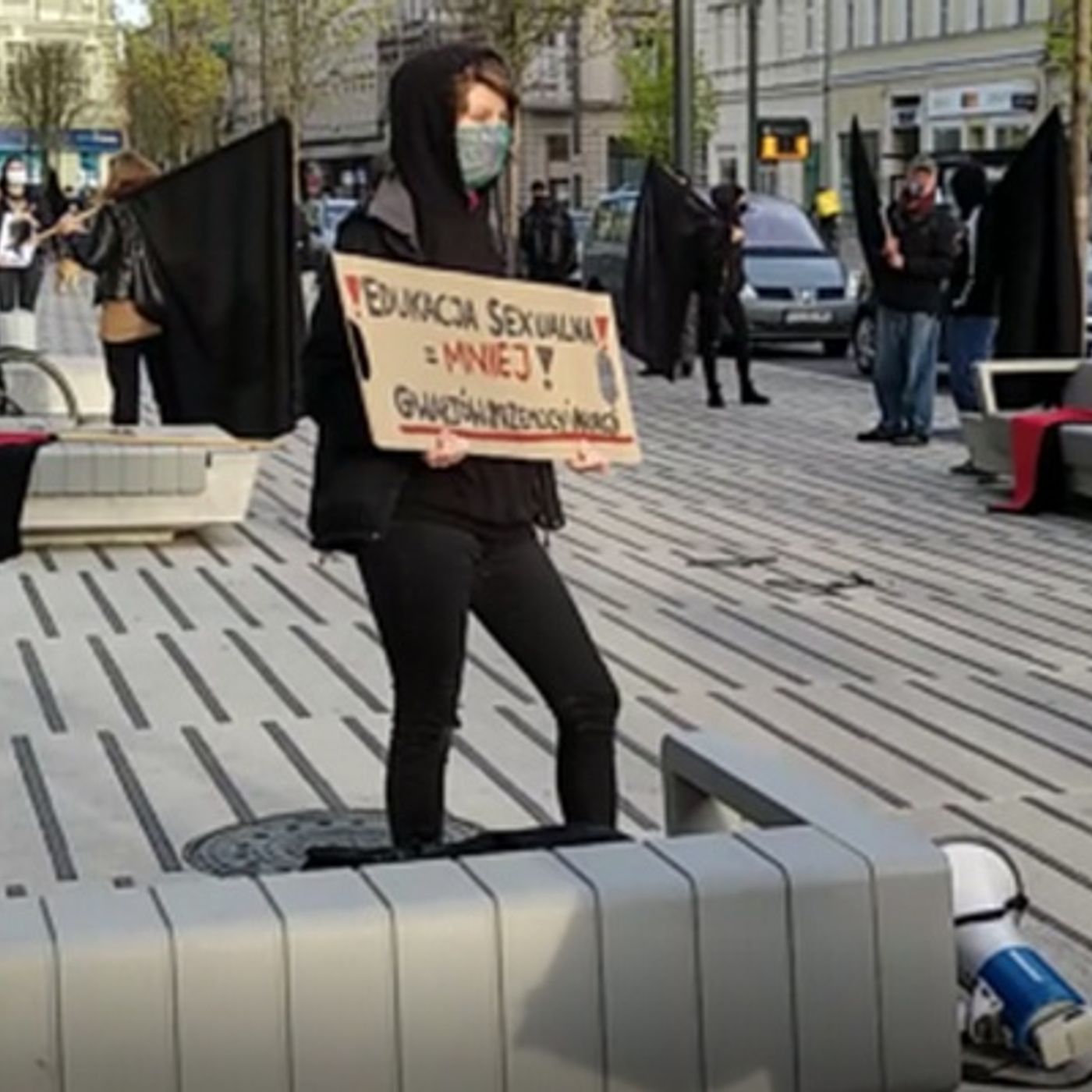 Aborto: la Polonia tra diritto e restrizioni episode artwork