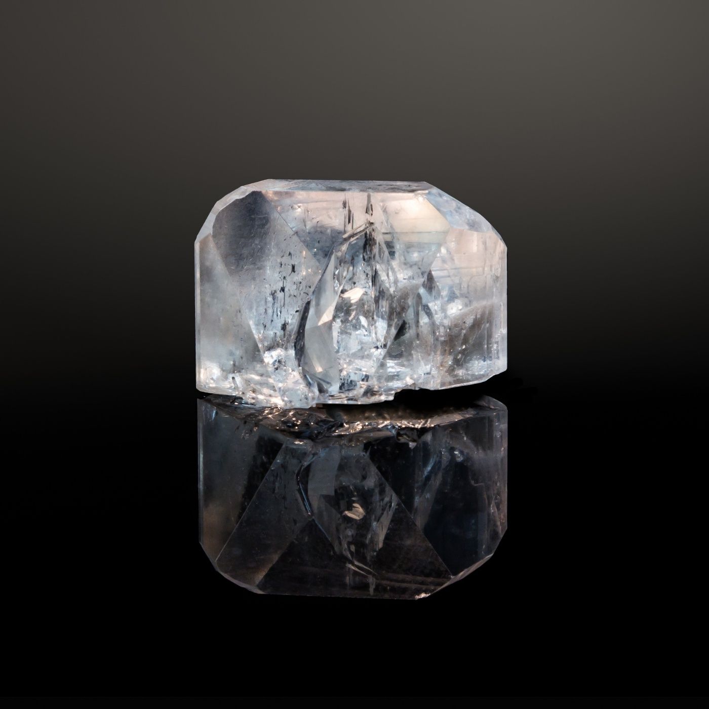White Topaz Meaning Benefits and Spiritual Properties