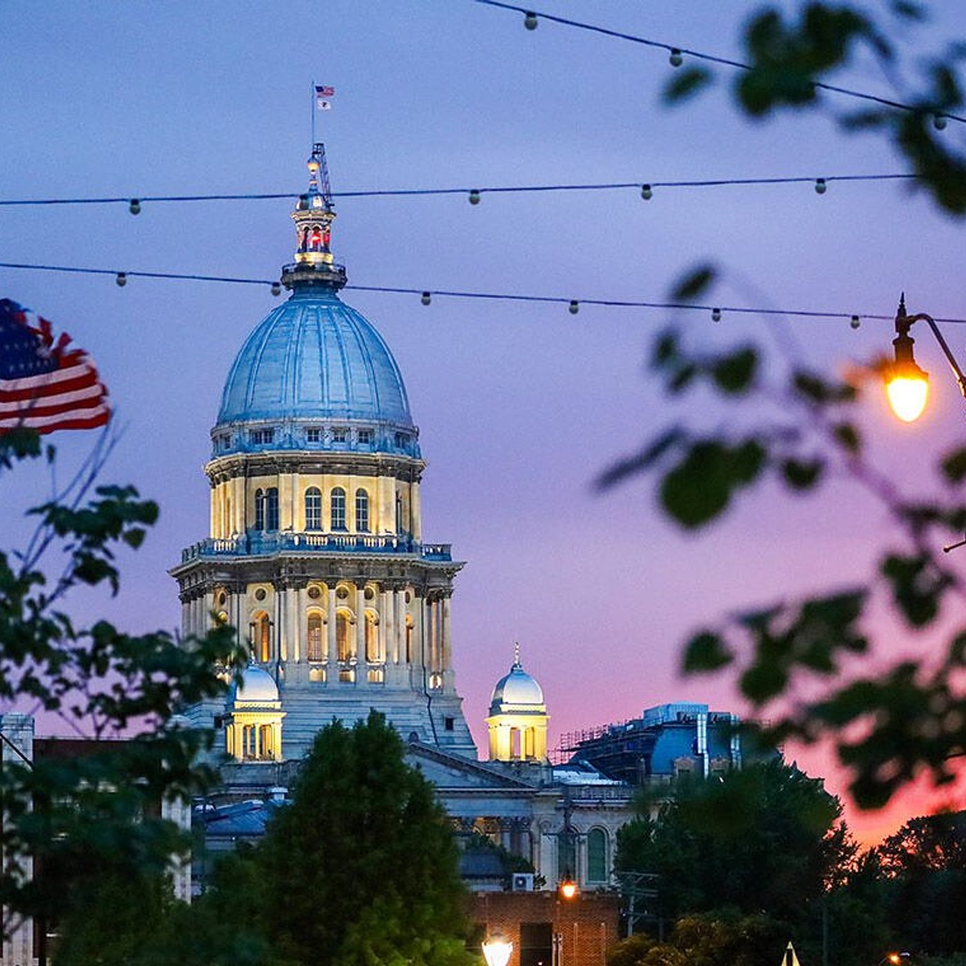 Bears-backed megaproject bill advances out of Illinois House committee