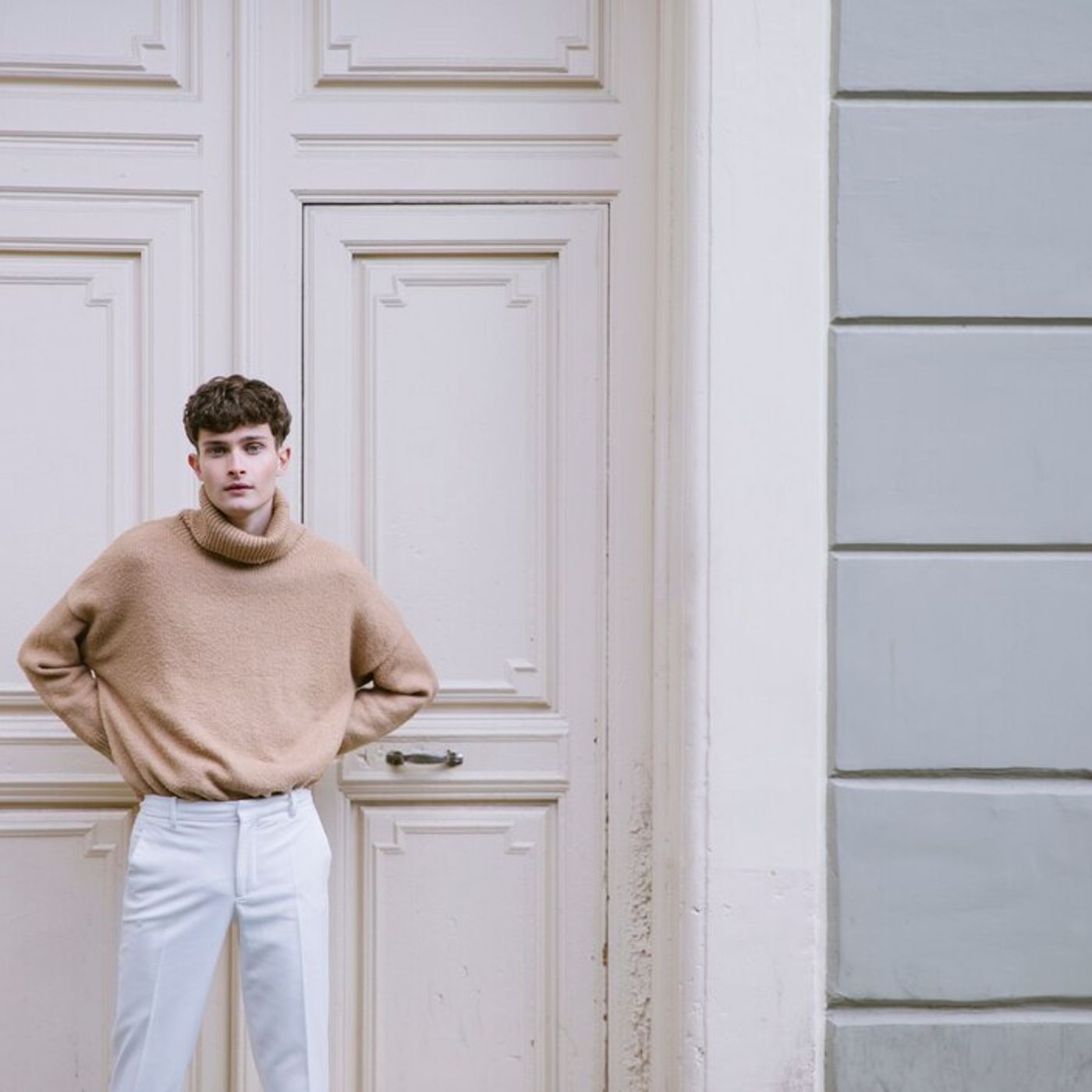 From Streetwear to Suits Minimalism in Men's Fashion