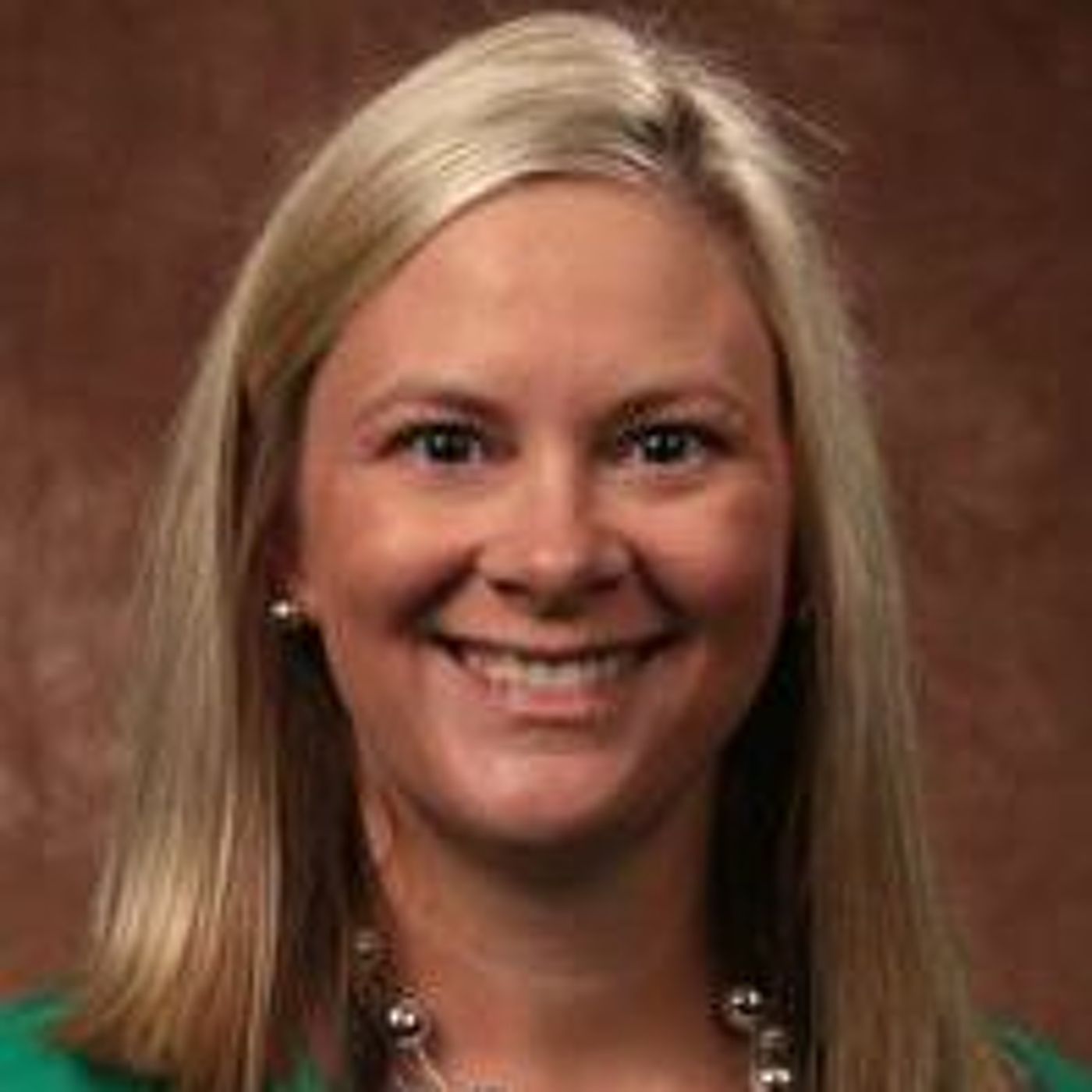 Episode 43: How Introverts Excel as Servant Leaders w/Dr. Jenny Jackson Episode 43: How Introverts Excel as Servant Leaders w/Dr. Jenny Jackson