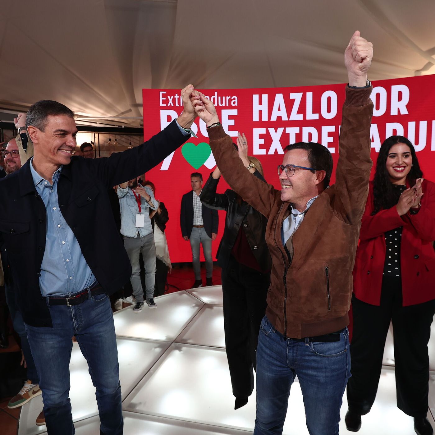 Federico a las 7: Sánchez arropa al imputado por contratar a su hermano