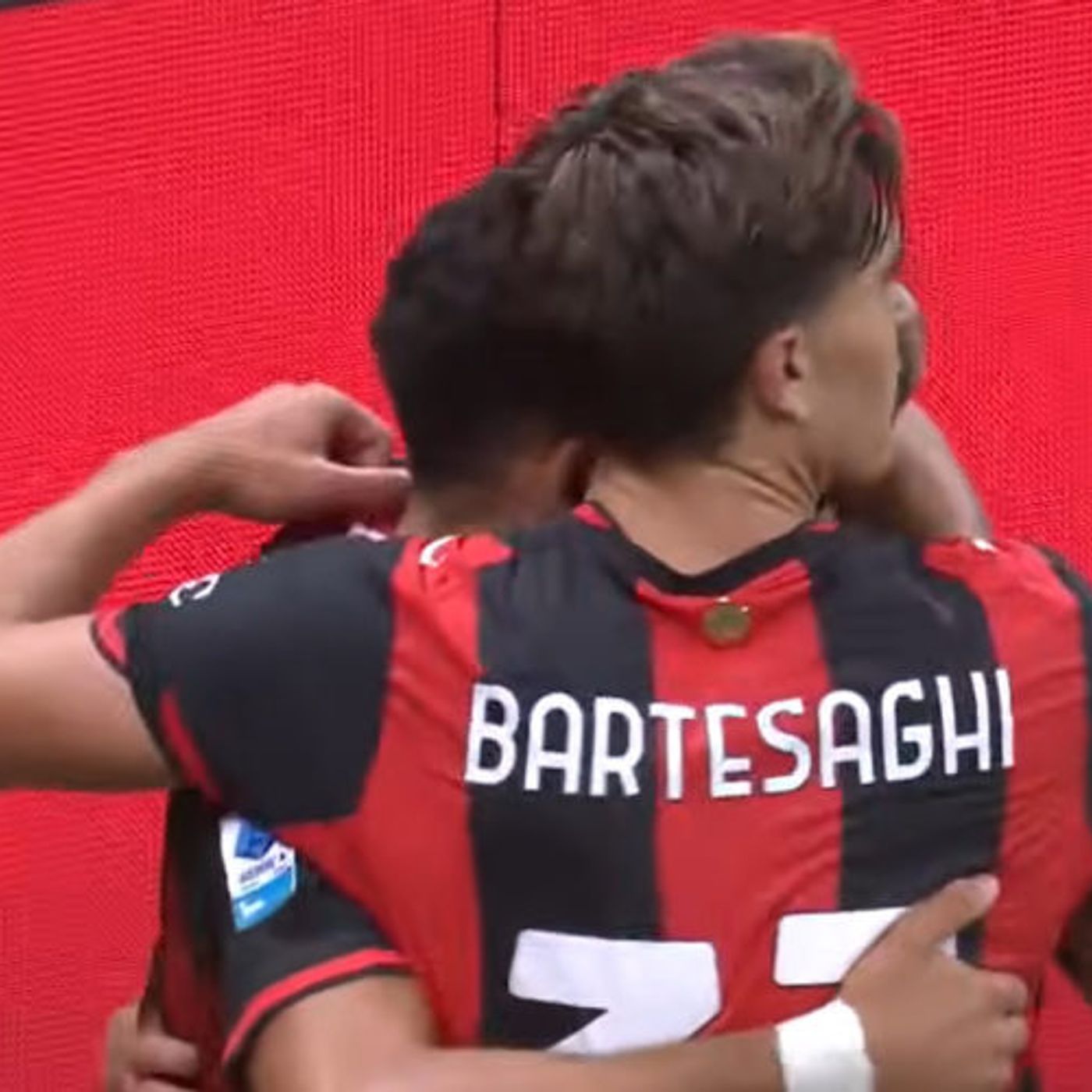 Serie A, Milan-Venezia 2-0. Tributo a Baresi. Addio di Leao episode artwork