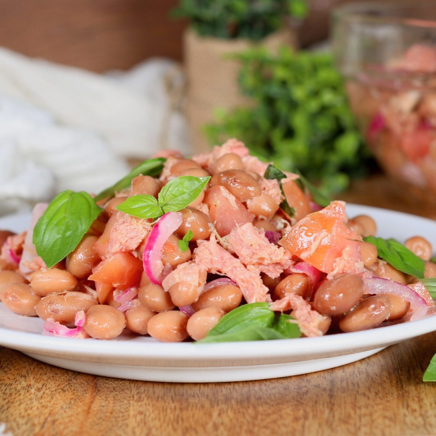 Insalata di fagioli con tonno e cipolla: la ricetta facile, saporita e fresca episode artwork