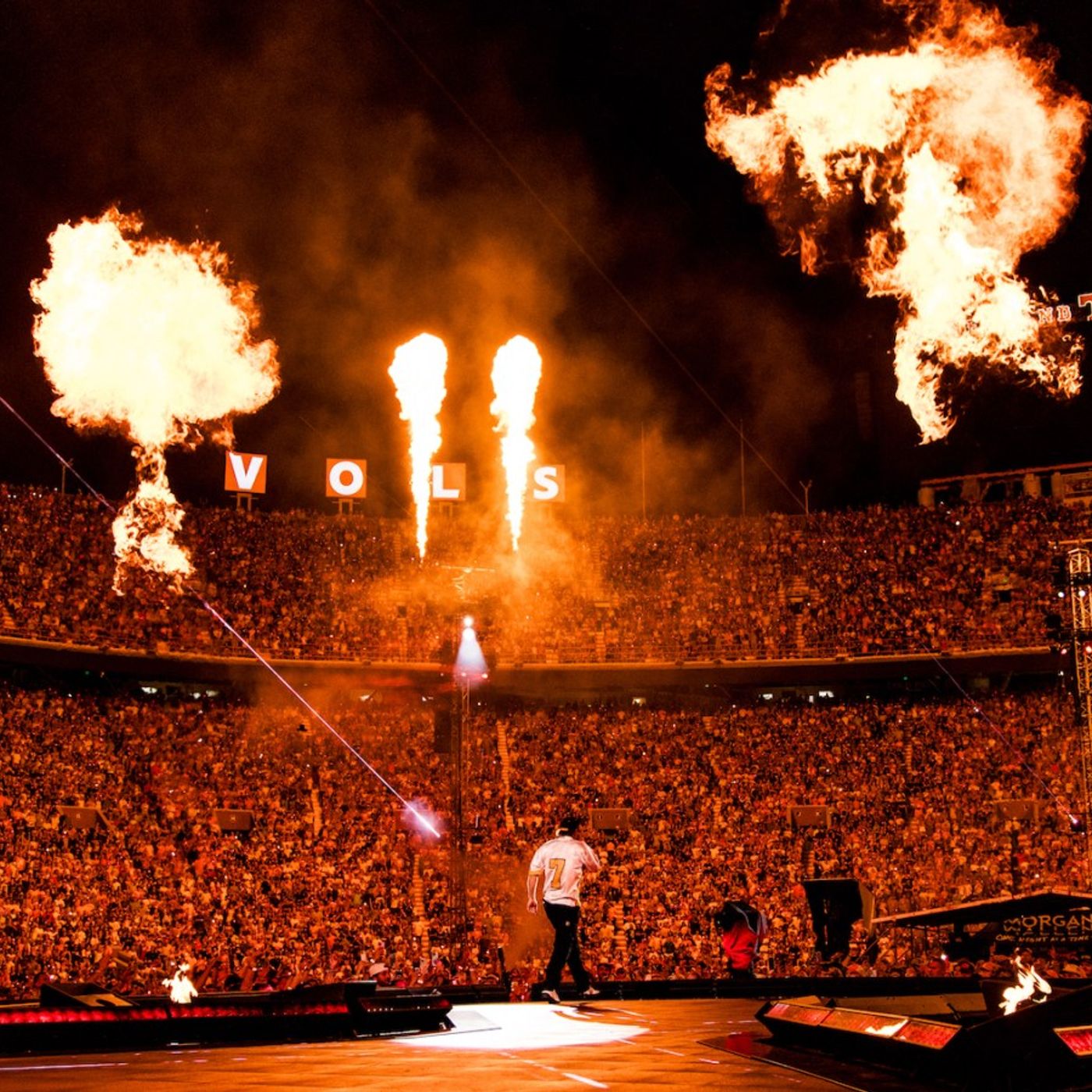 Man Arrested After Allegedly Urinating on Fans at Morgan Wallen Concert episode artwork
