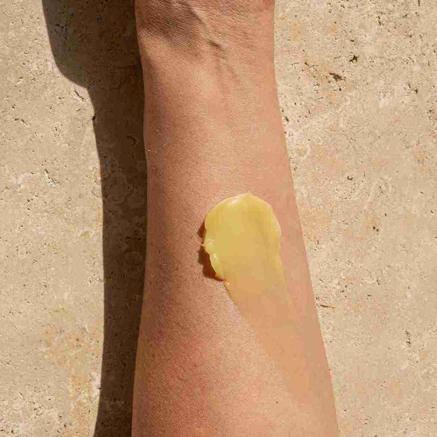 4 Natural Sun Care Ingredients Worthy of Your Skin