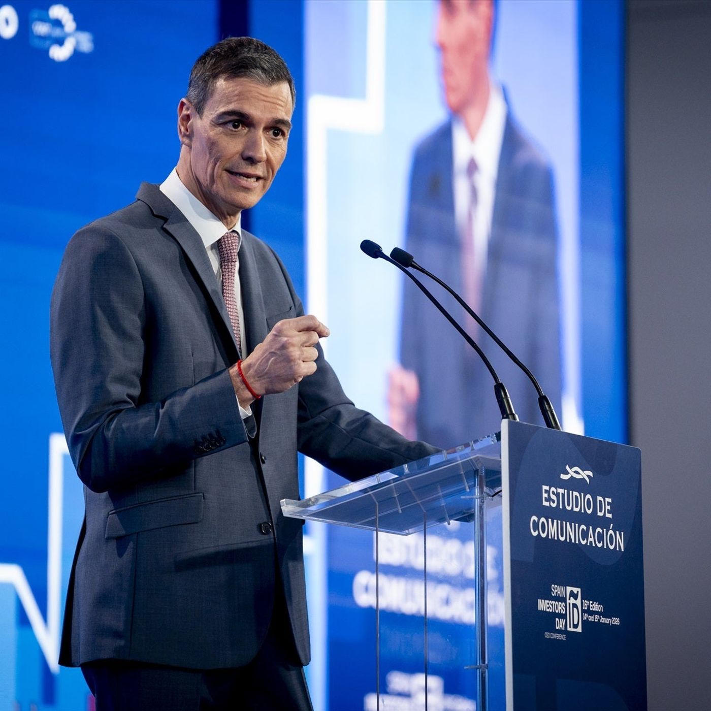La Brújula de la Economía: El fondo soberano de Sánchez, las reacciones del acuerdo de Mercosur y la subida de los alimentos (15/01/2025) episode artwork