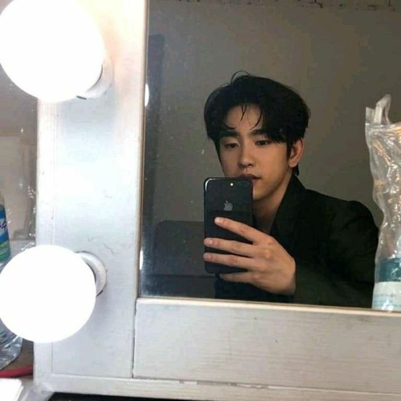 jinyoung