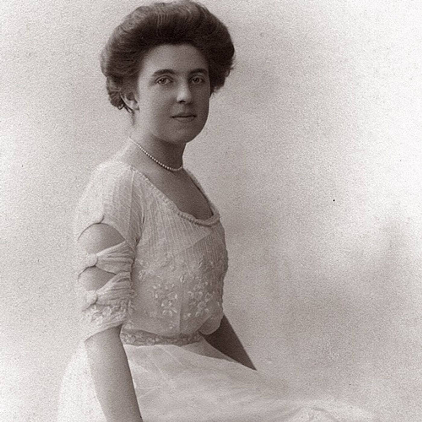 Rob McConnell Interviews - Elsie Belman - Were Any of the Titanic's Dead Reincarnated