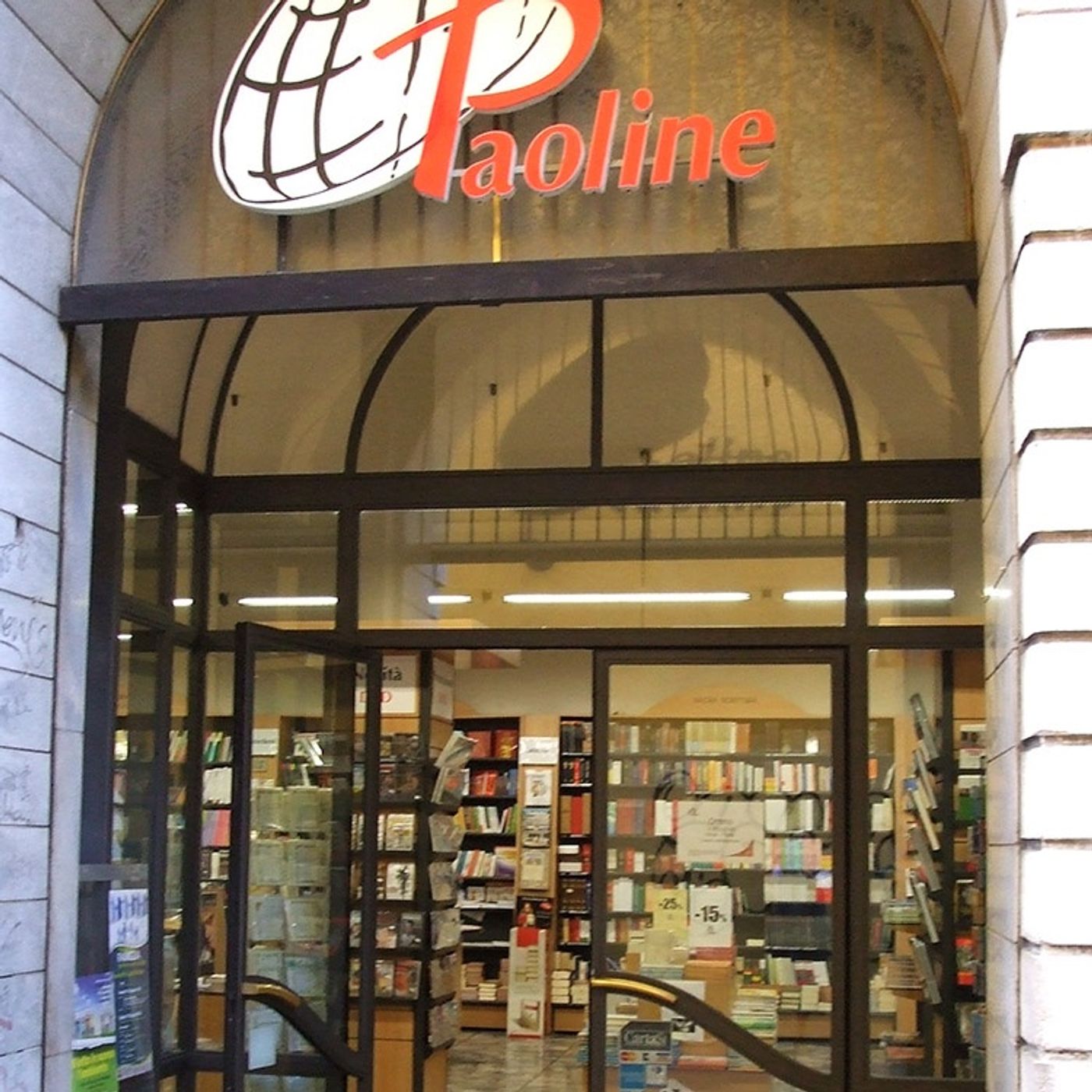 Incontri d'Autore alla Libreria Paoline di Brescia: intervista a Suor Veronica Bernasconi  -  28 novembre 2024 episode artwork