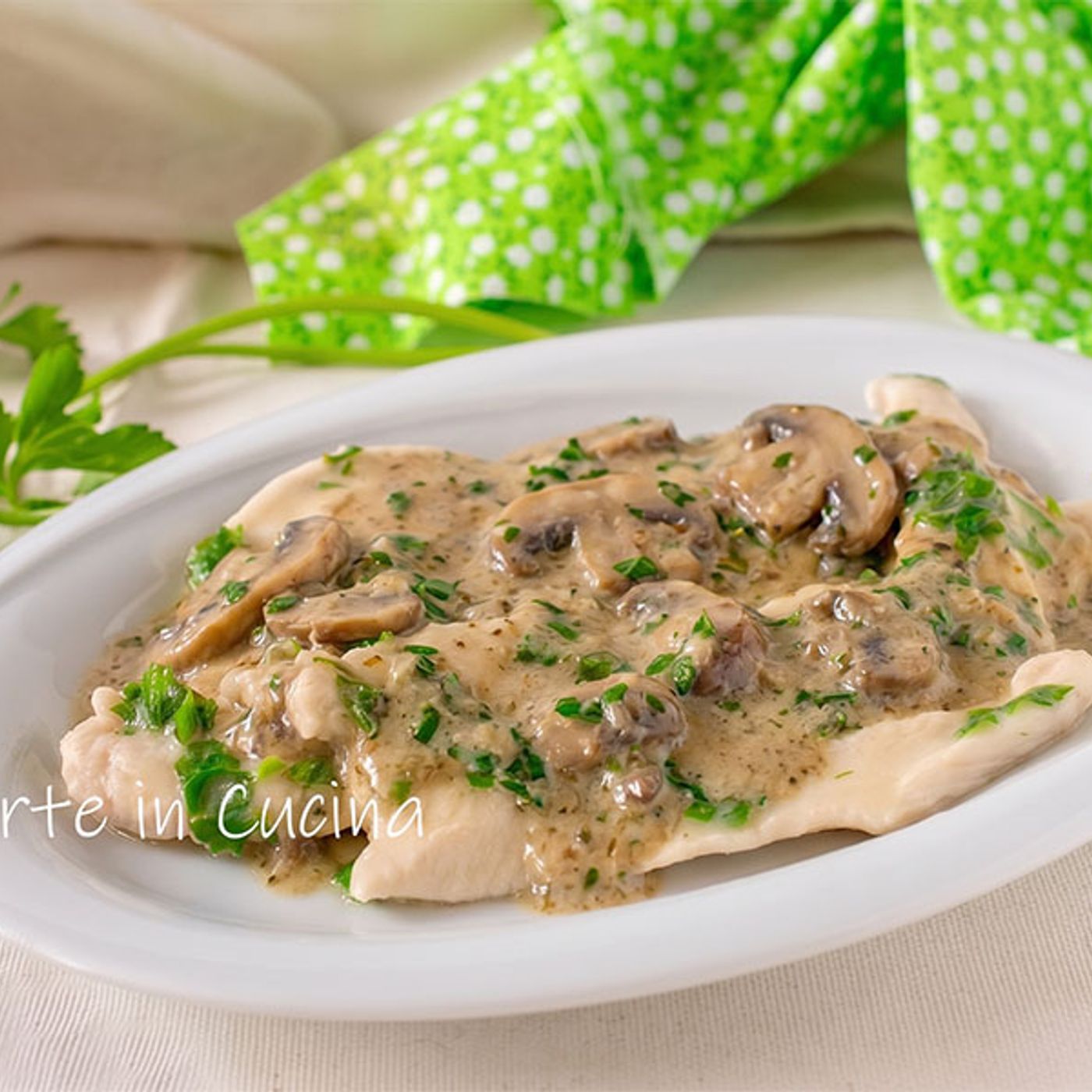 Scaloppine ai funghi: ricetta veloce in padella episode artwork