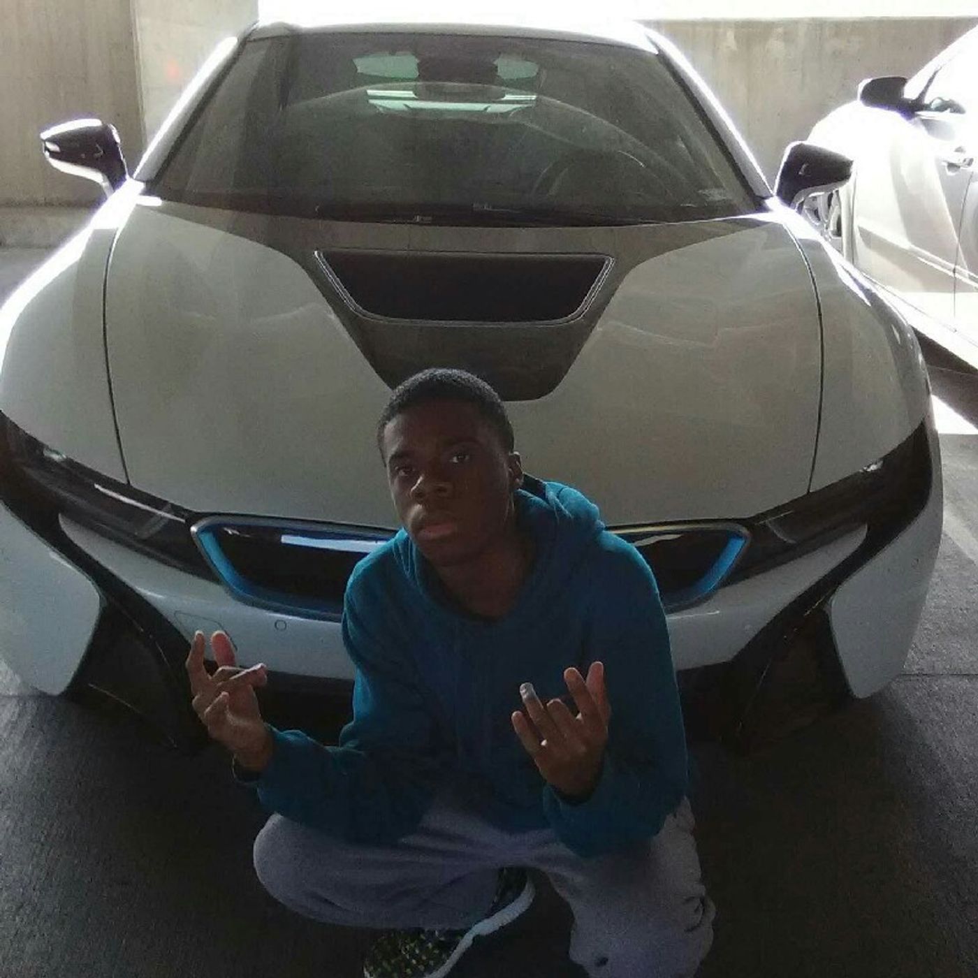 LiL Hoody's show cover art