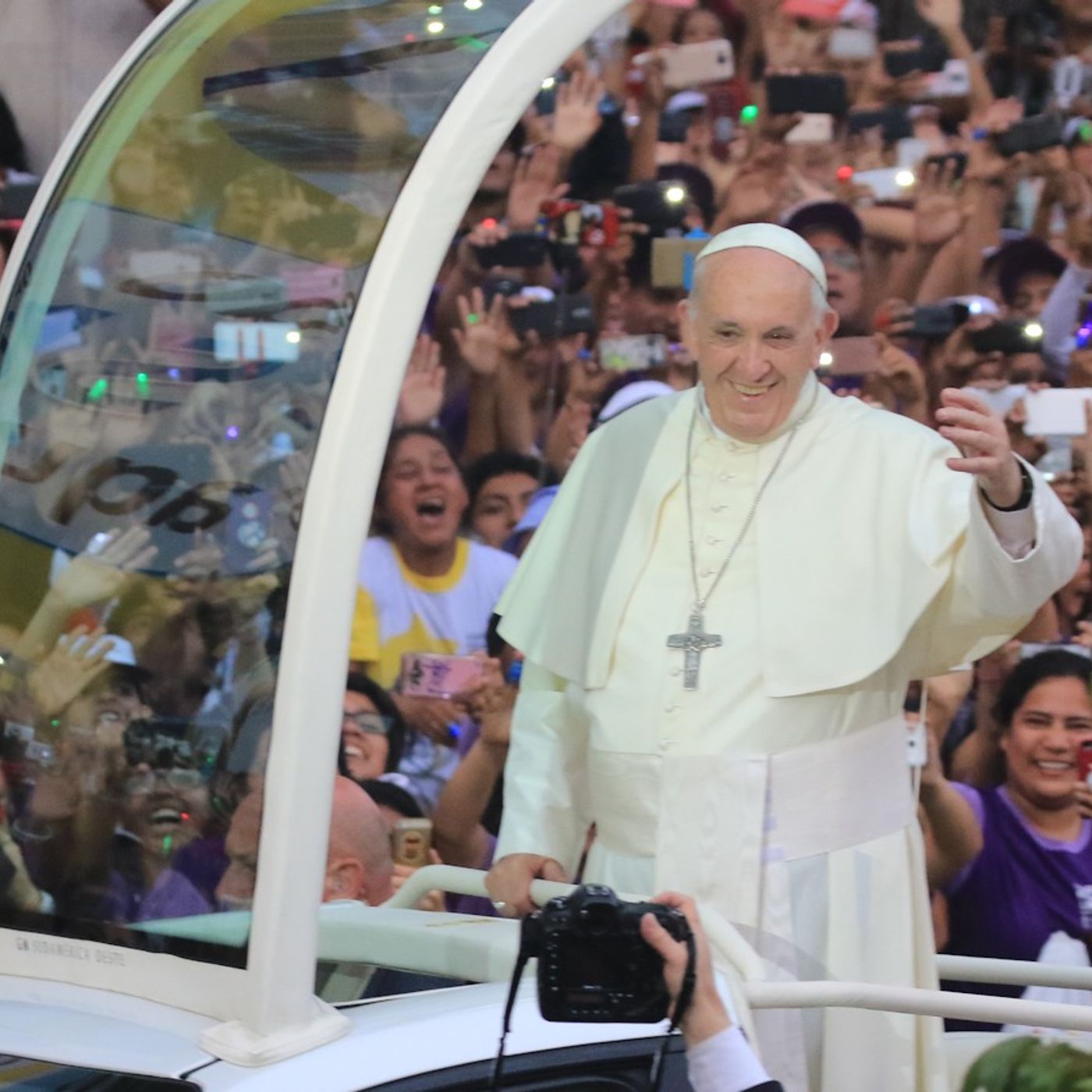 Tertulia de La Trinchera. Francisco I: ¿Papa o figura política?