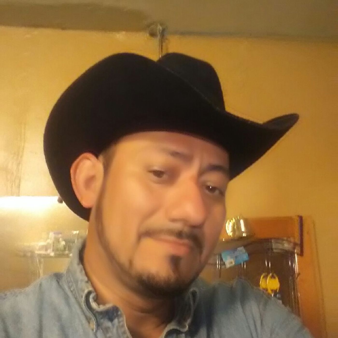 Yo Según que Cantando