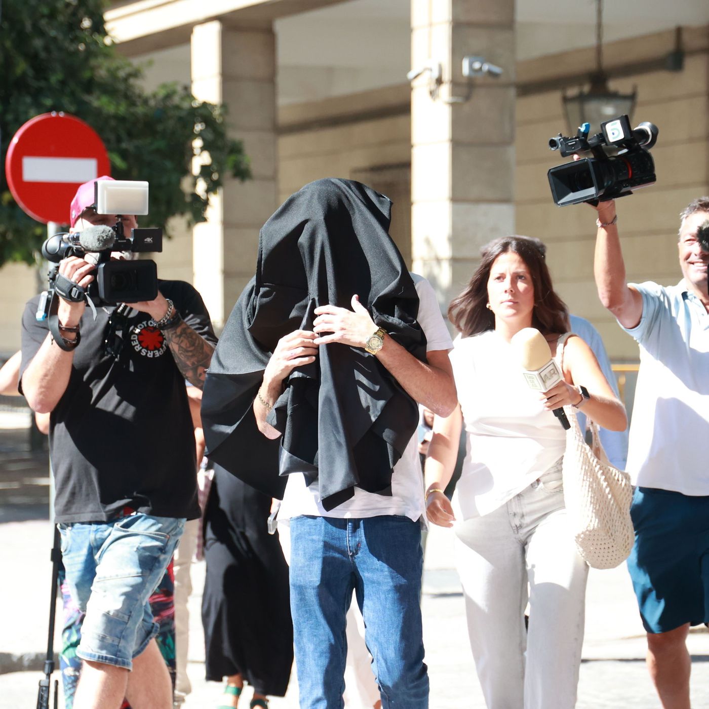 A contracorriente: Rechazan juzgar por violencia de género a un maltratador que cambió de sexo con la Ley Trans