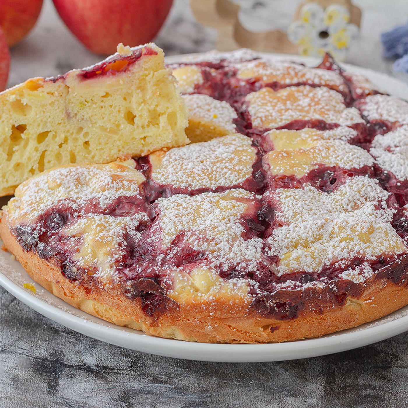 Torta piumino con mele e confettura episode artwork