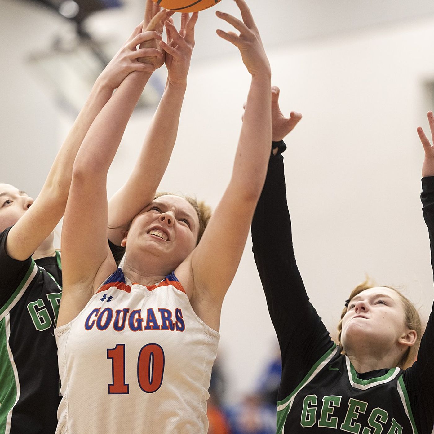 Eastland battles adversity, falls short to Wethersfield in sectional semifinals episode artwork
