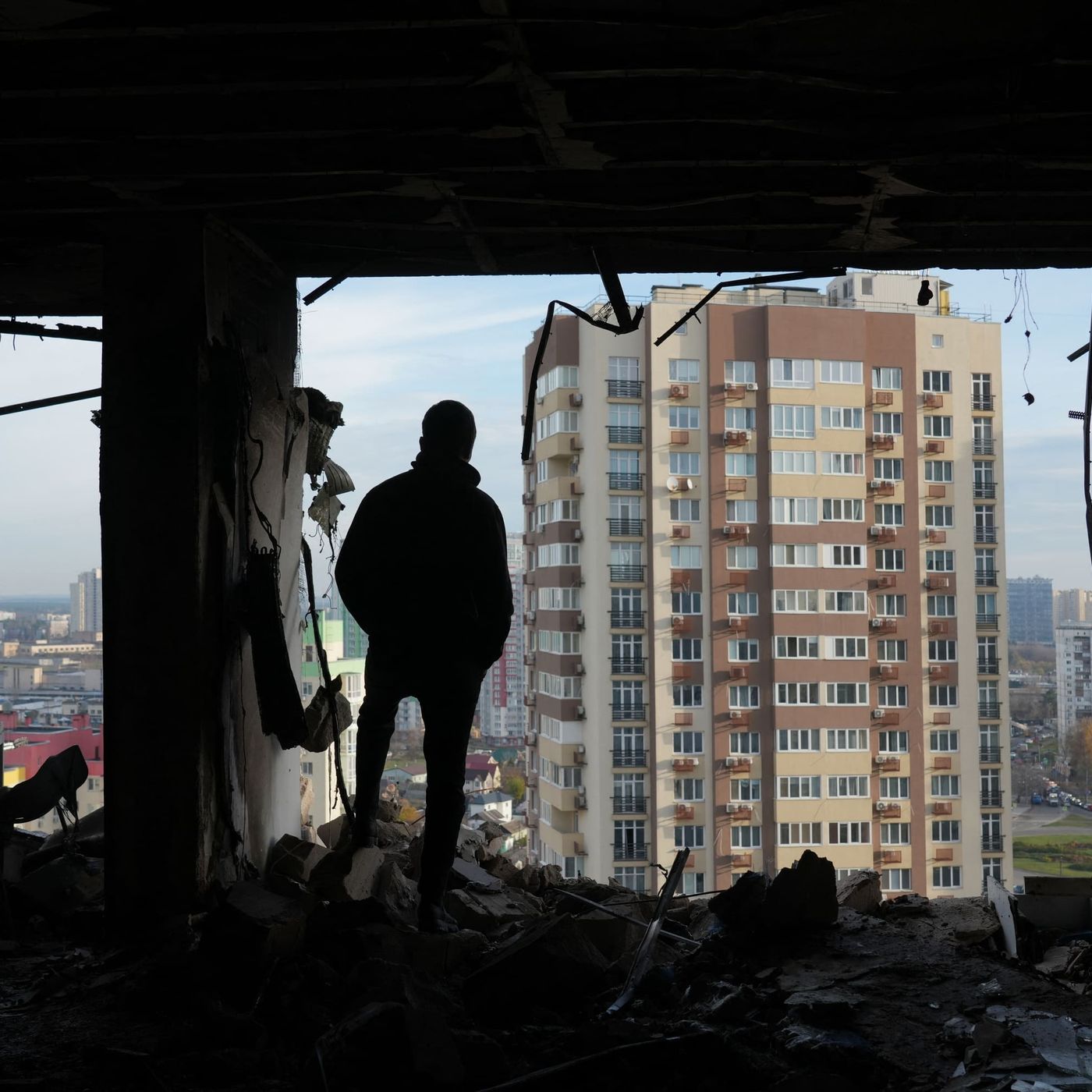 Luca Giansanti: Ucraina, Medioriente e il futuro della difesa europea