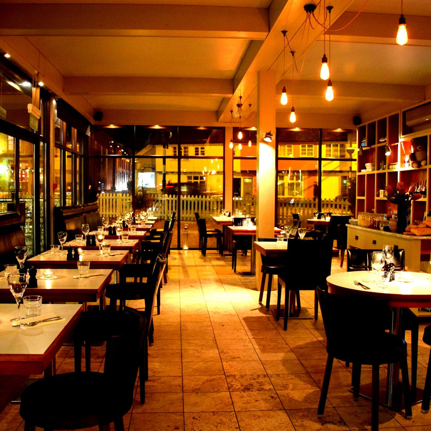 Ciro & Sal\'s